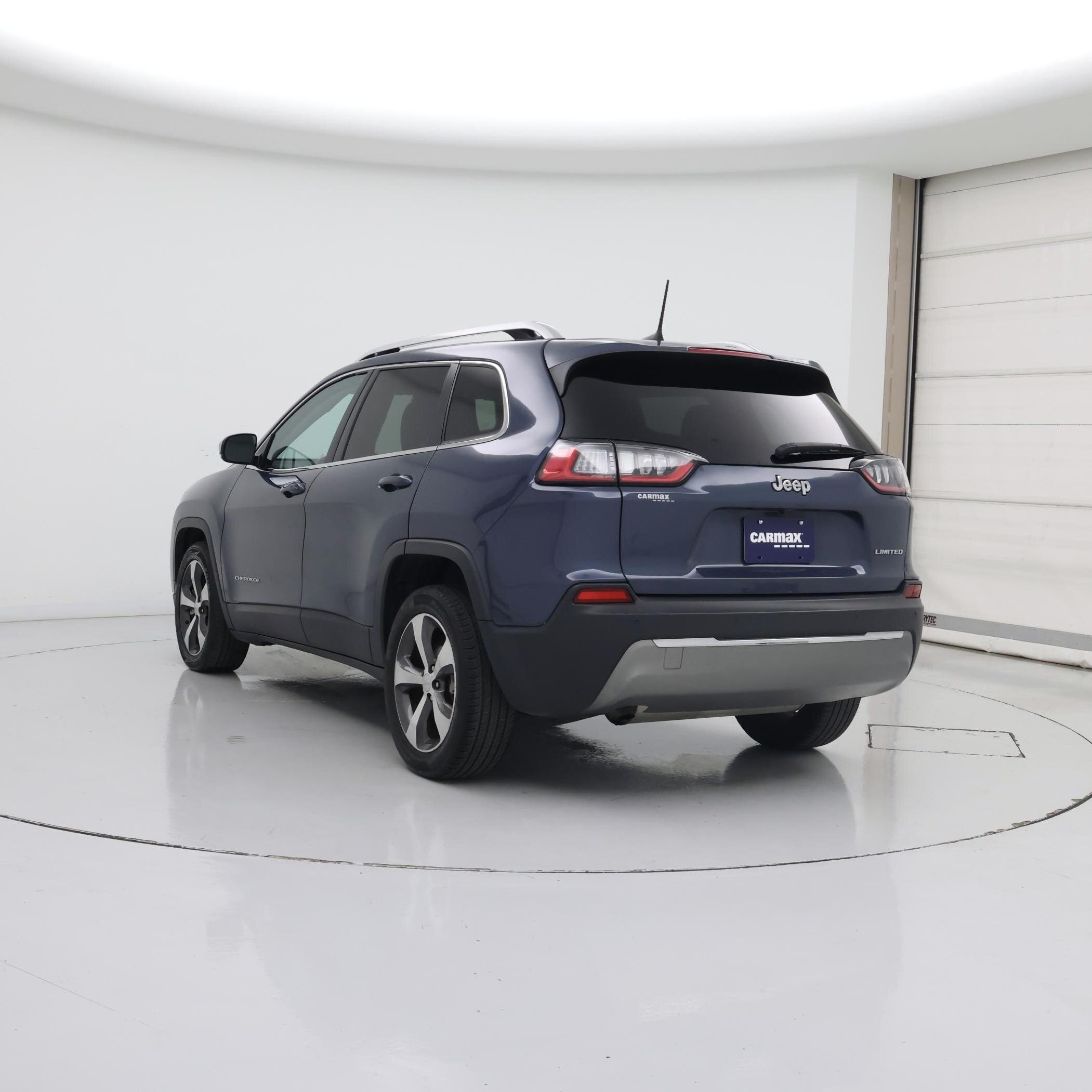 Thumbnail: 2019 Jeep Cherokee - 2