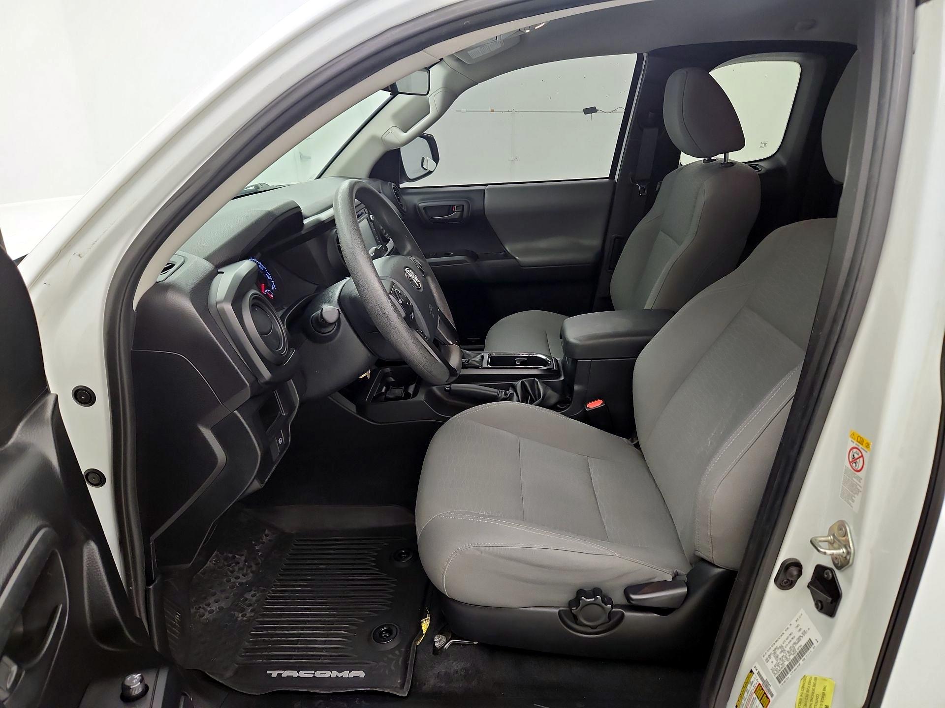 Thumbnail: 2019 Toyota Tacoma - 11