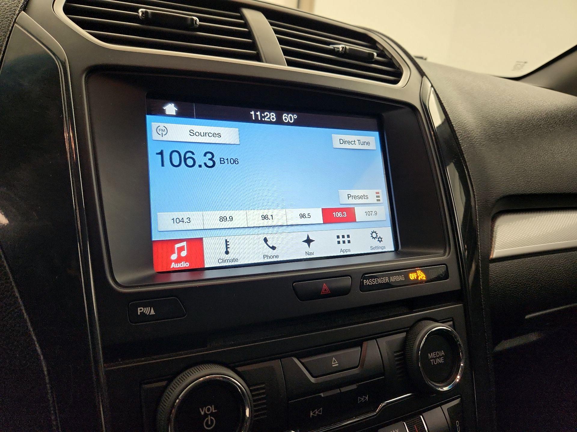 Thumbnail: 2017 Ford Explorer - 16