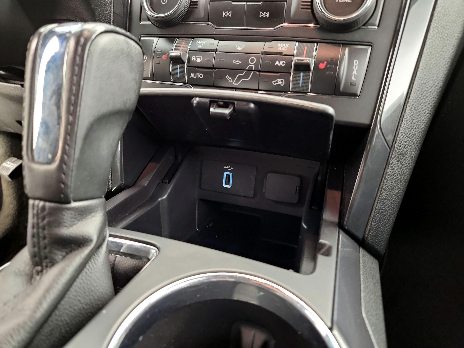 Thumbnail: 2017 Ford Explorer - 19