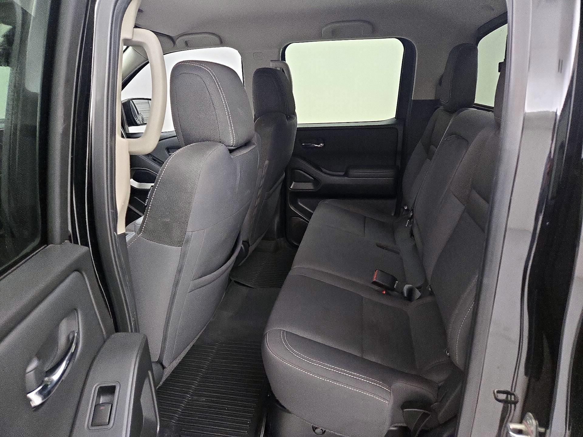 Thumbnail: 2022 Nissan Frontier - 19