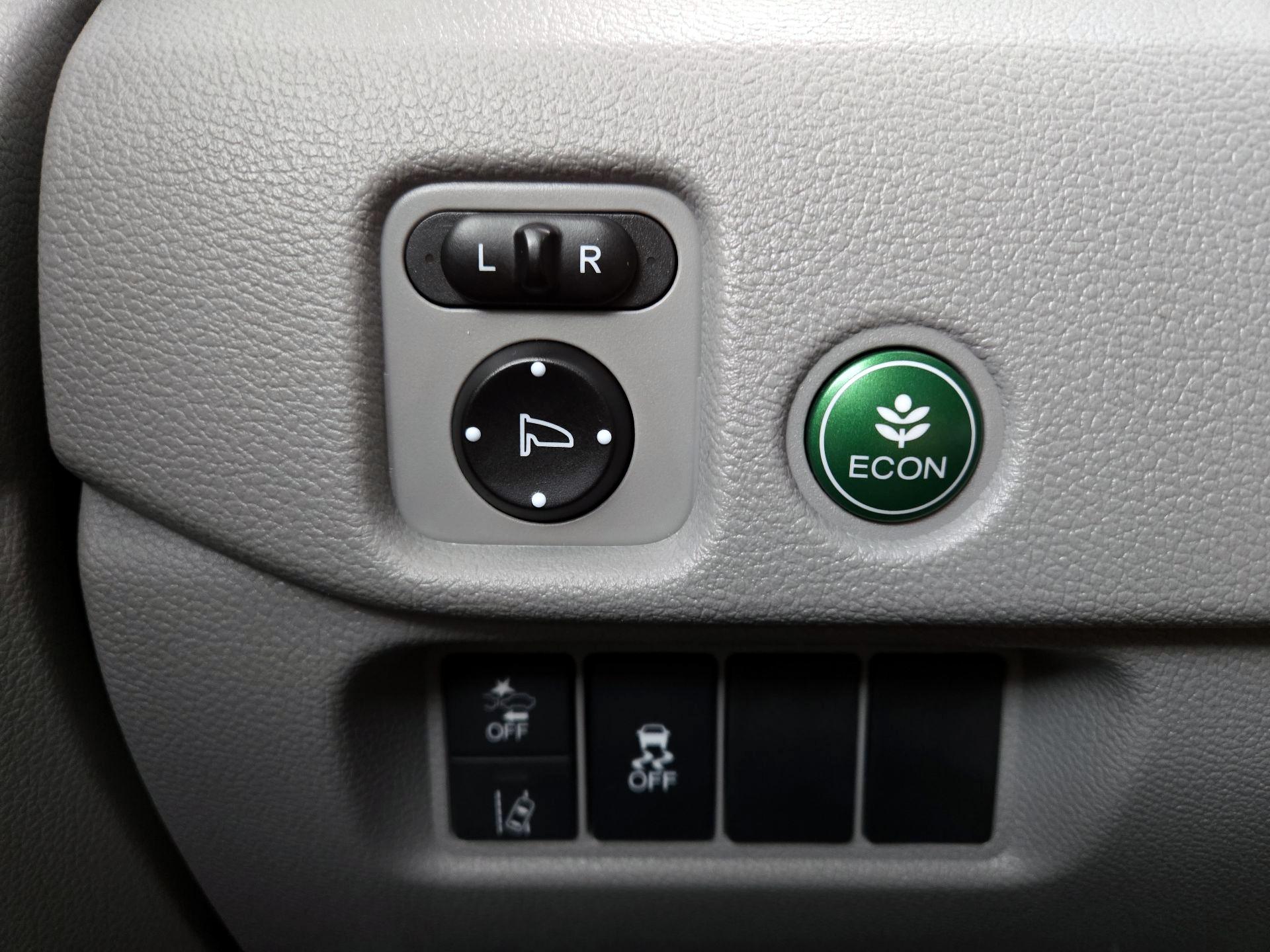 Thumbnail: 2019 Honda Pilot - 13