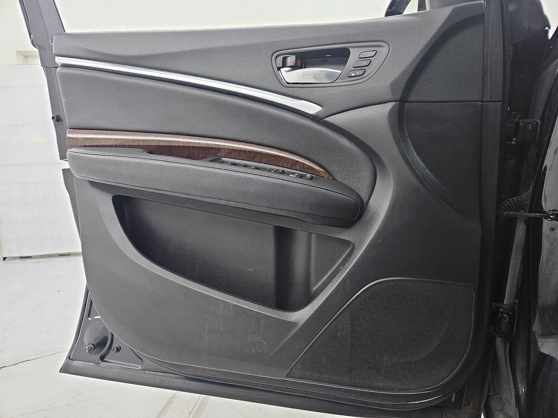 Thumbnail: 2019 Acura MDX - 12