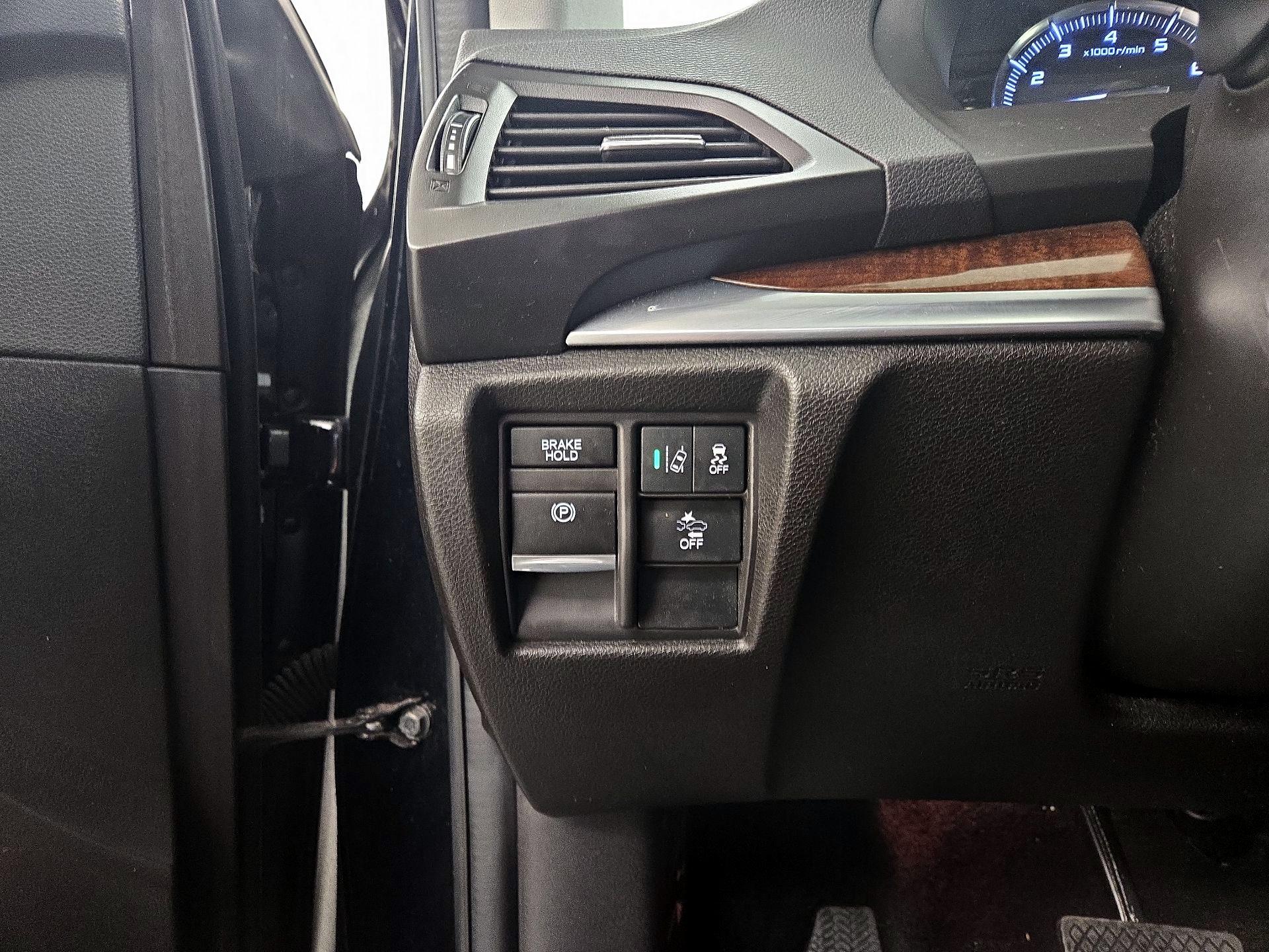 Thumbnail: 2019 Acura MDX - 13