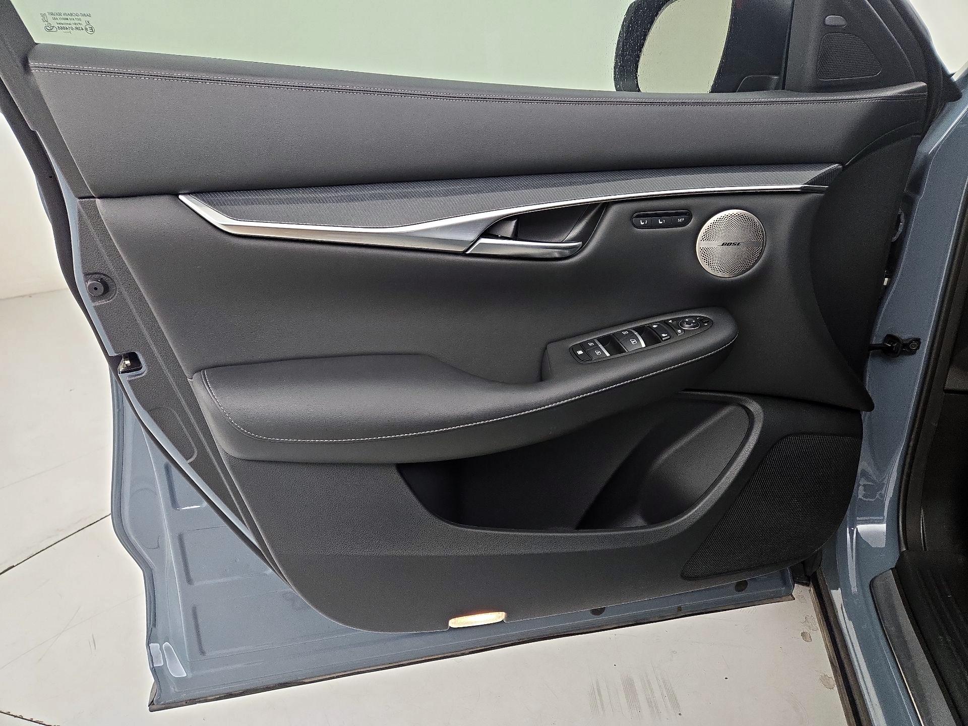 Thumbnail: 2024 INFINITI QX50 - 12