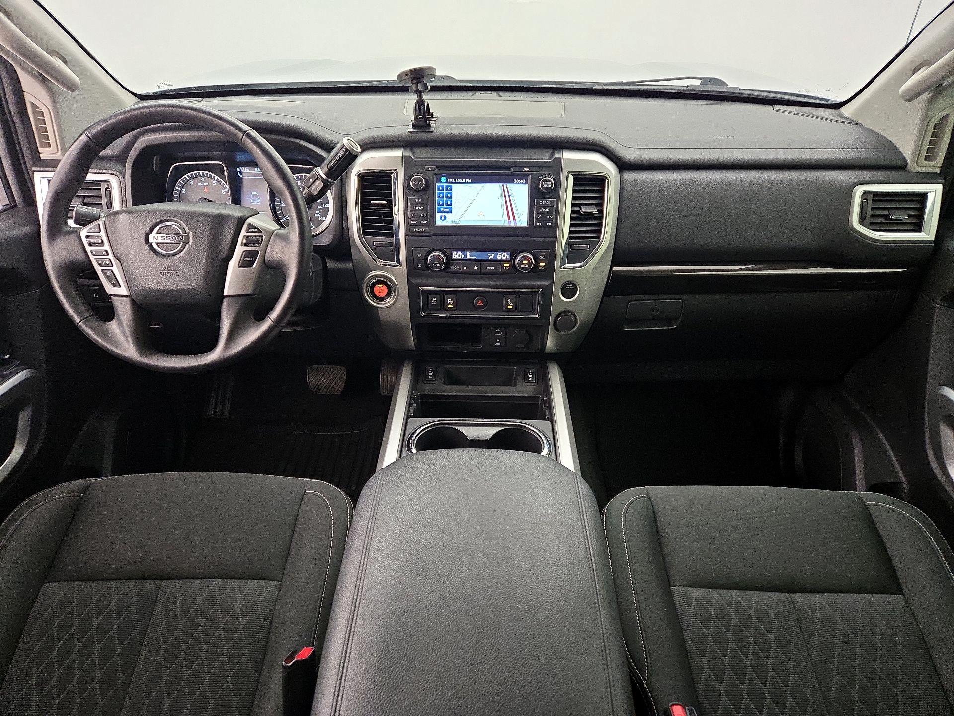 Thumbnail: 2018 Nissan Titan - 9