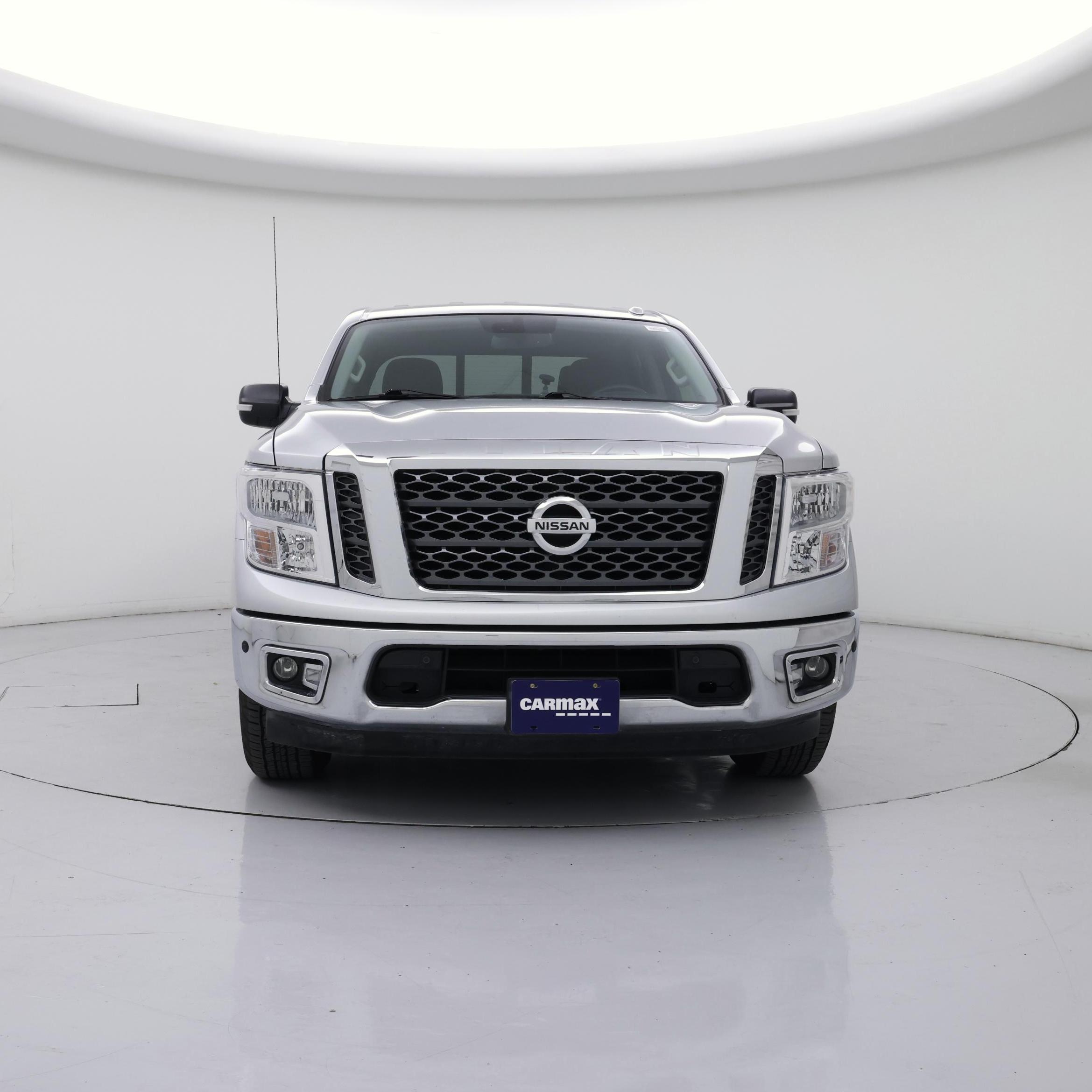 Thumbnail: 2018 Nissan Titan - 5