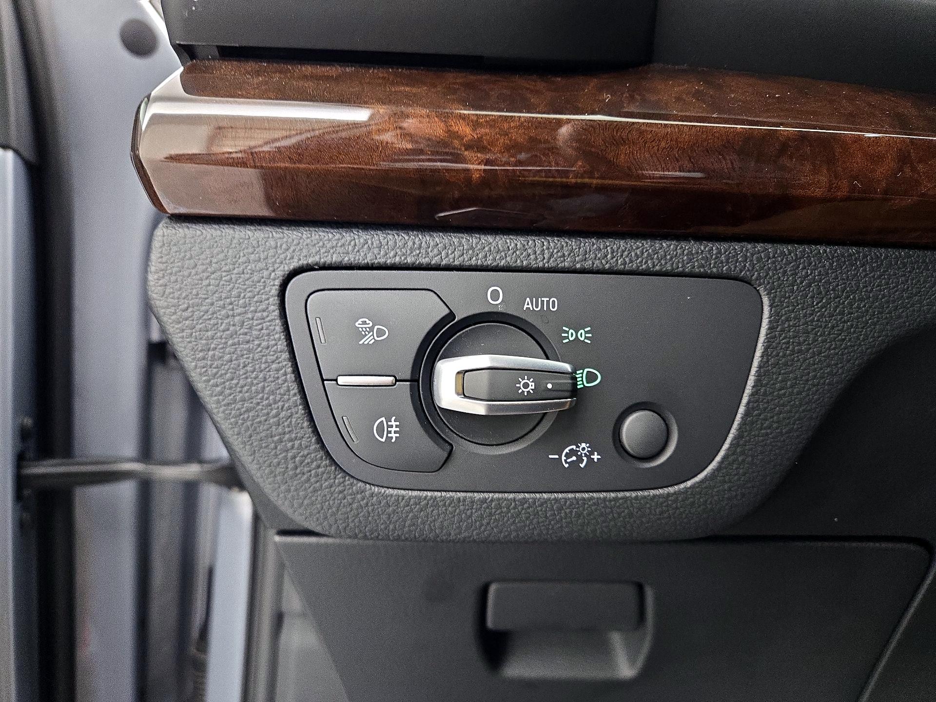 Thumbnail: 2019 Audi Q5 - 13