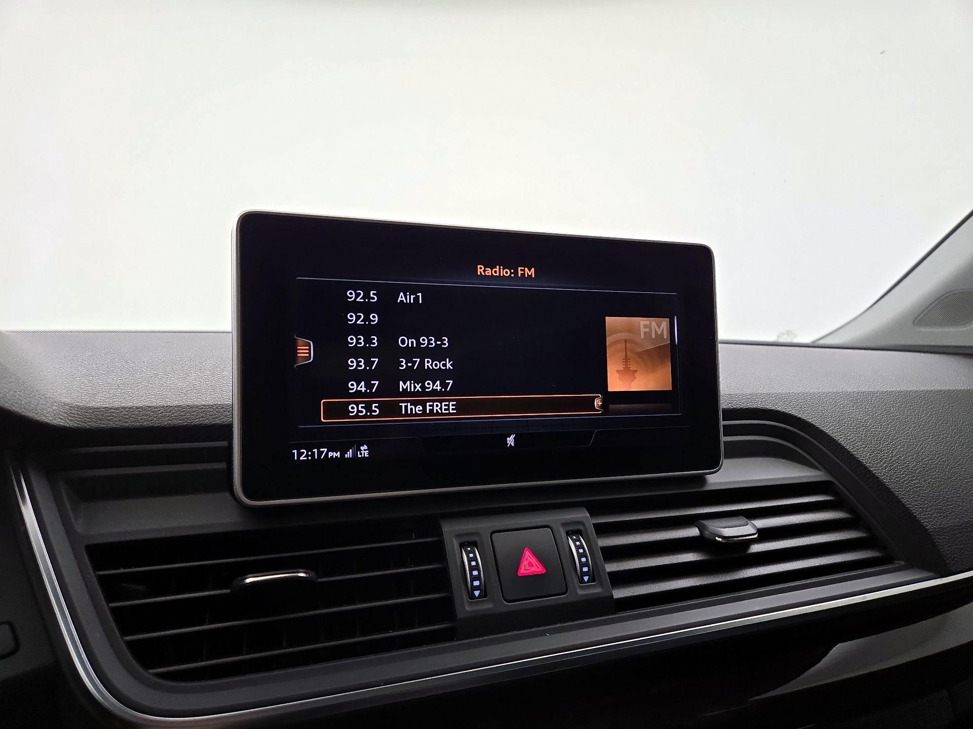 Thumbnail: 2019 Audi Q5 - 16