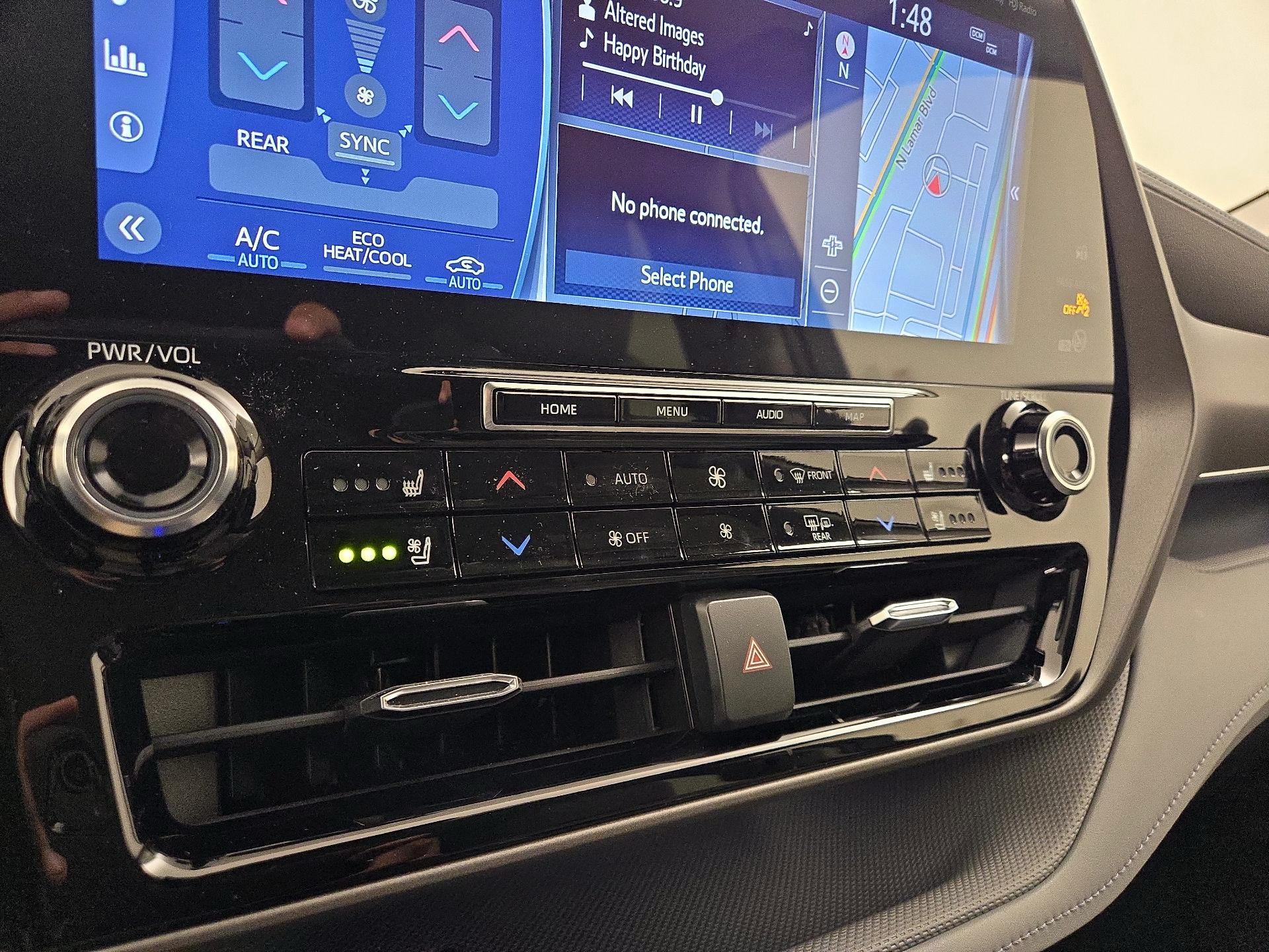 Thumbnail: 2020 Toyota Highlander - 17