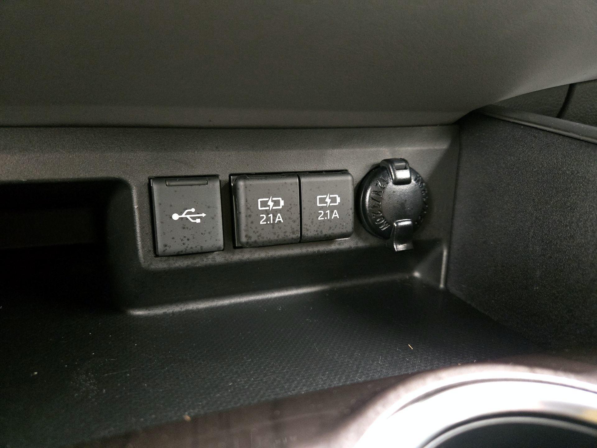 Thumbnail: 2020 Toyota Highlander - 19