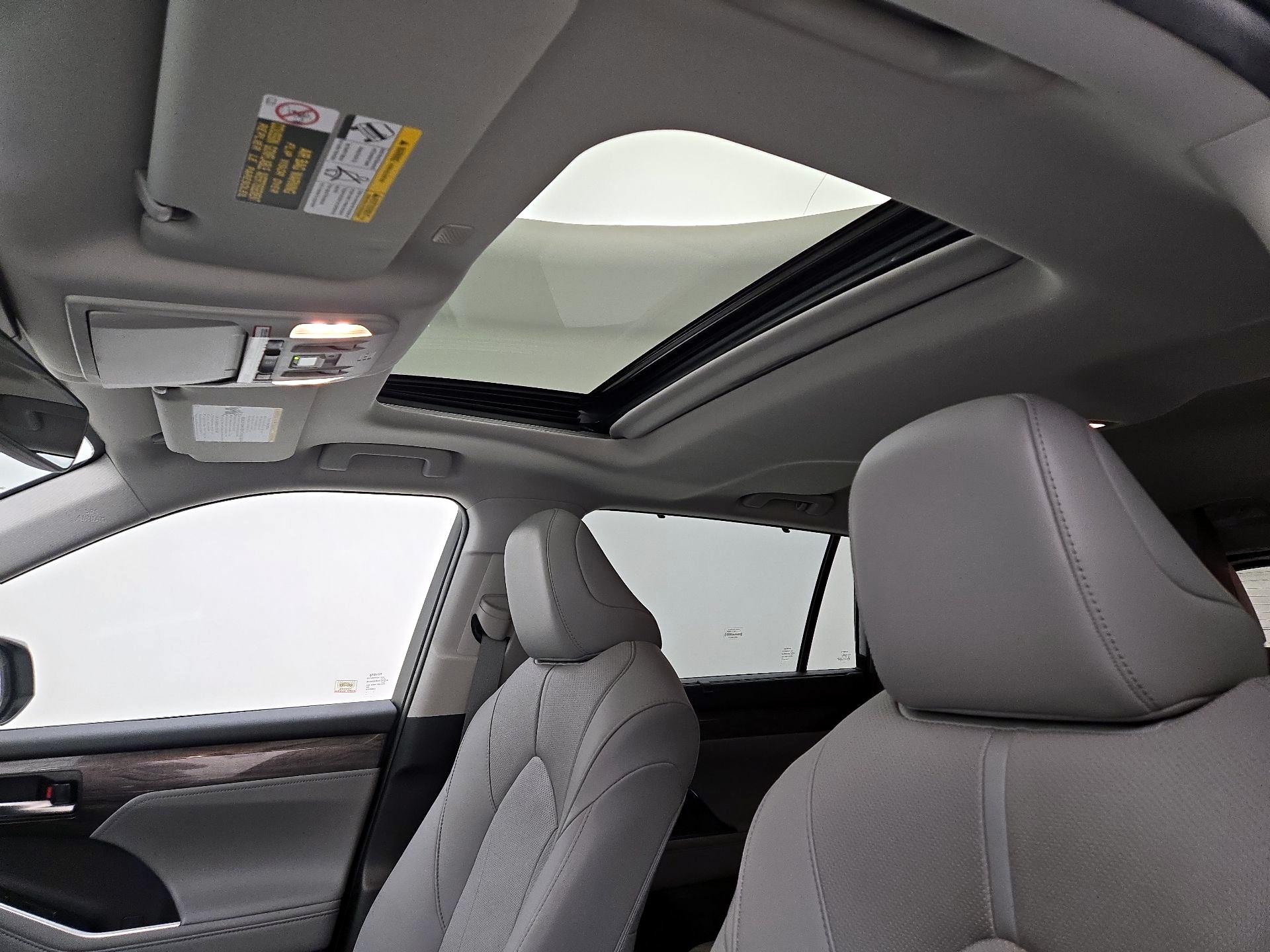 Thumbnail: 2020 Toyota Highlander - 20