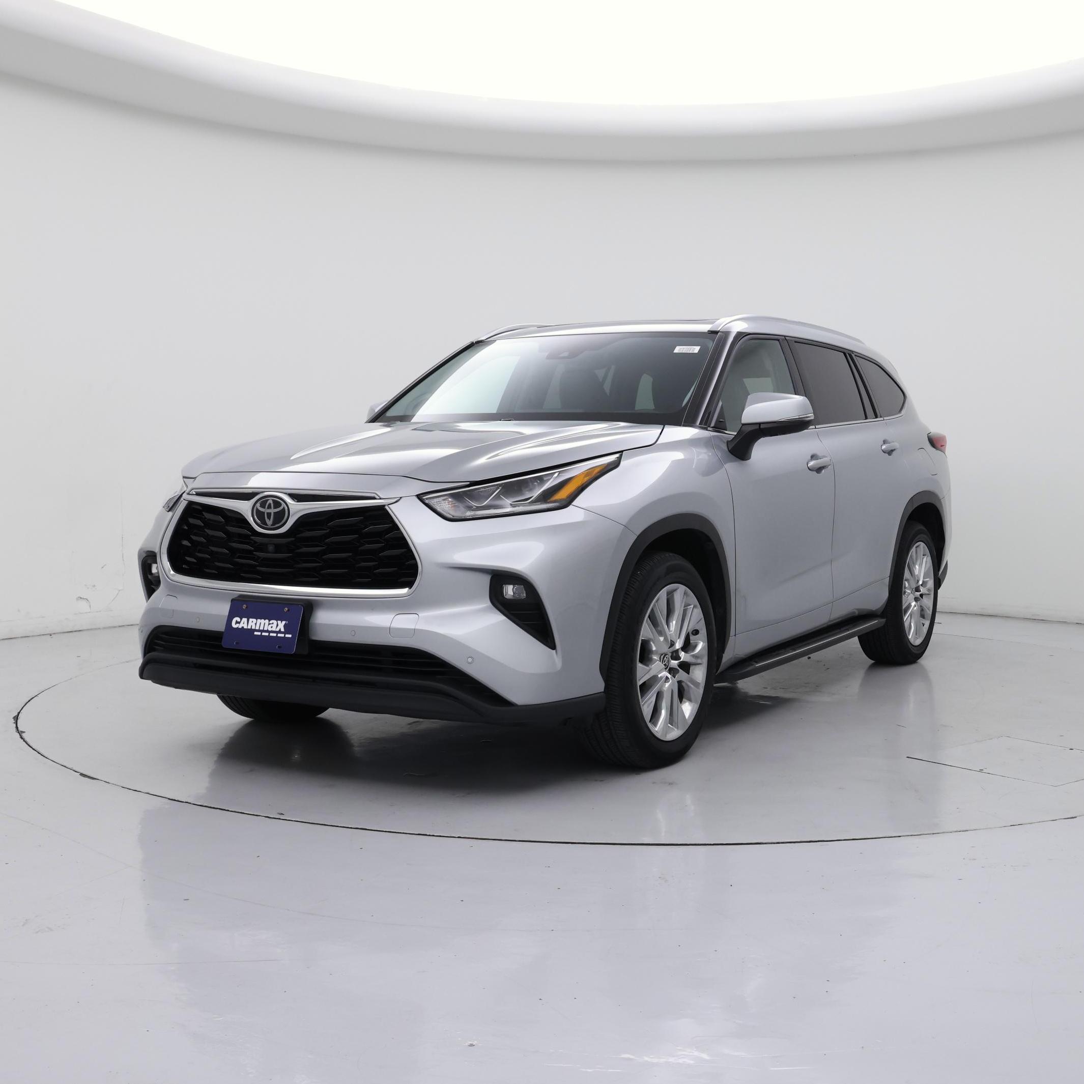 Thumbnail: 2020 Toyota Highlander - 4