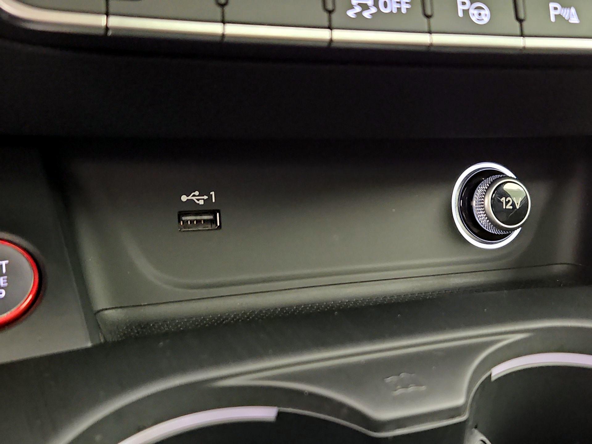 Thumbnail: 2019 Audi RS 5 - 19