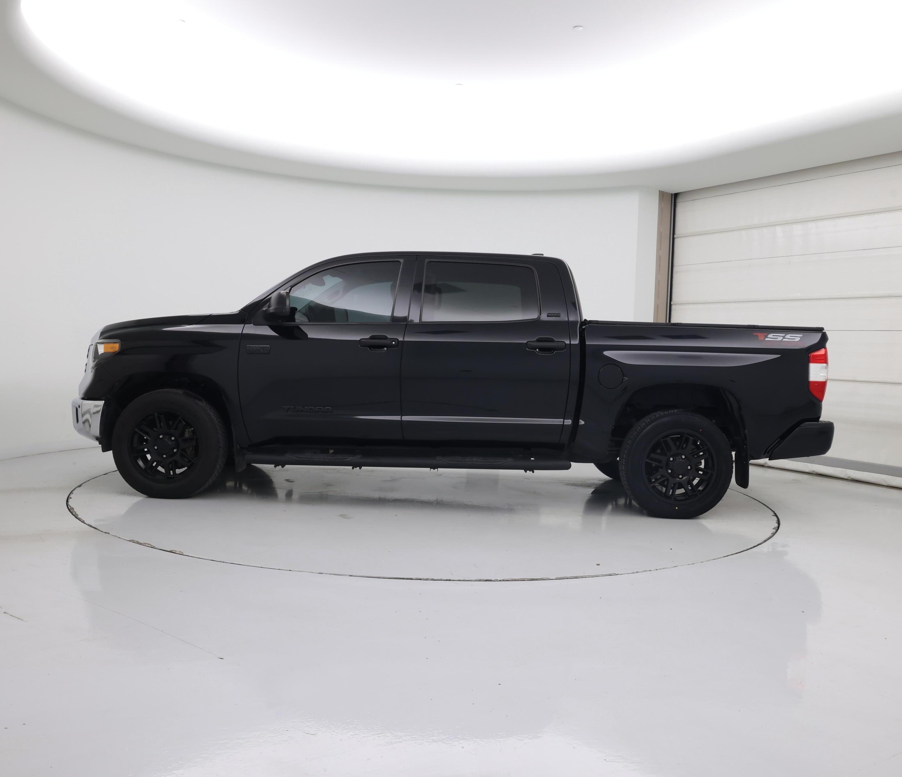 Thumbnail: 2021 Toyota Tundra - 3