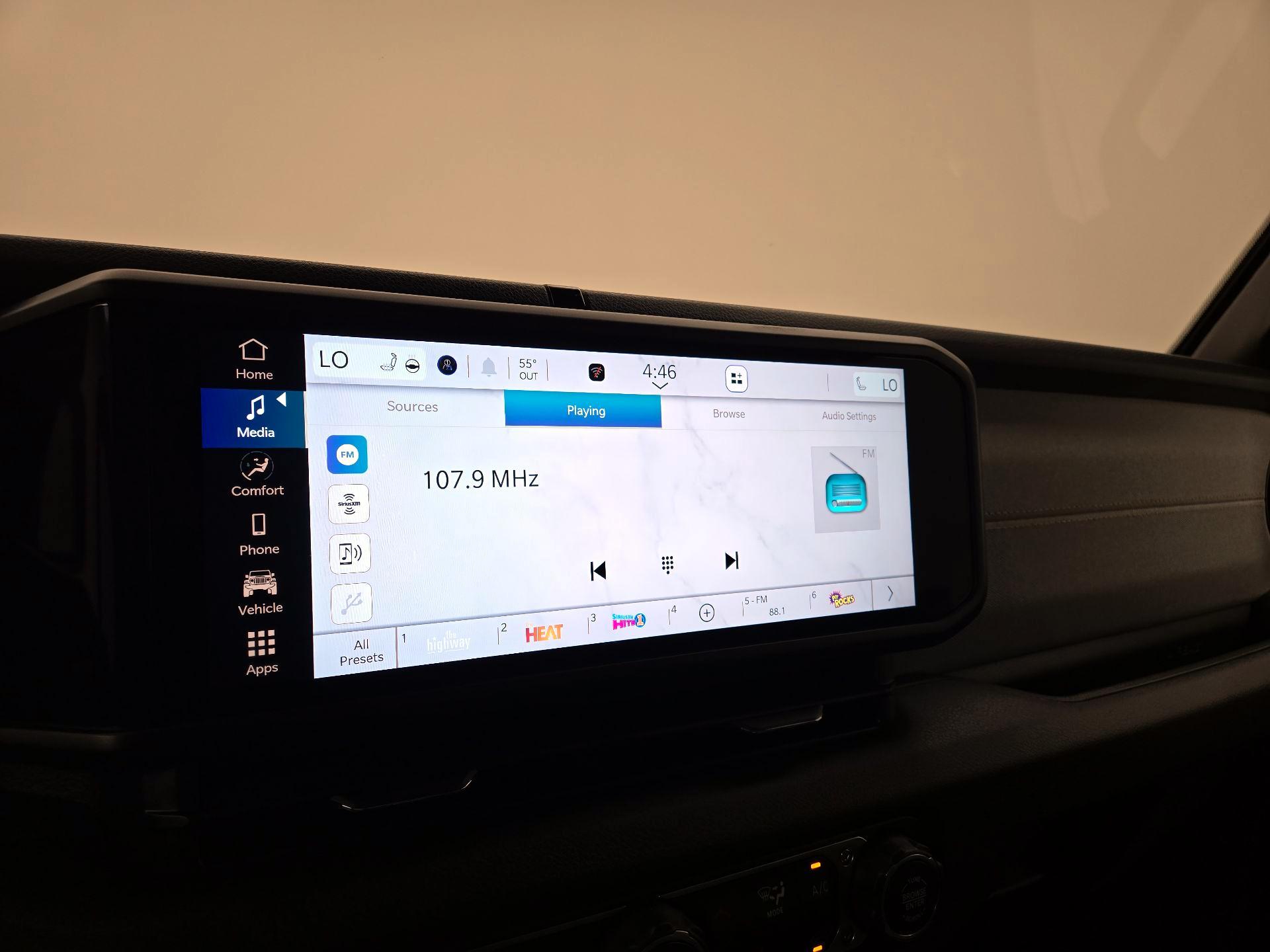 Thumbnail: 2025 Jeep Wrangler - 15