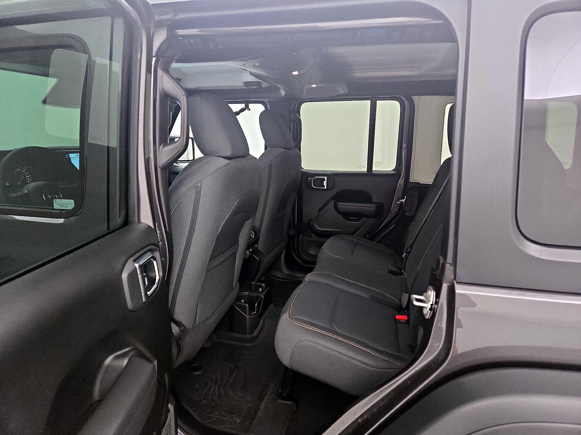 Thumbnail: 2025 Jeep Wrangler - 19