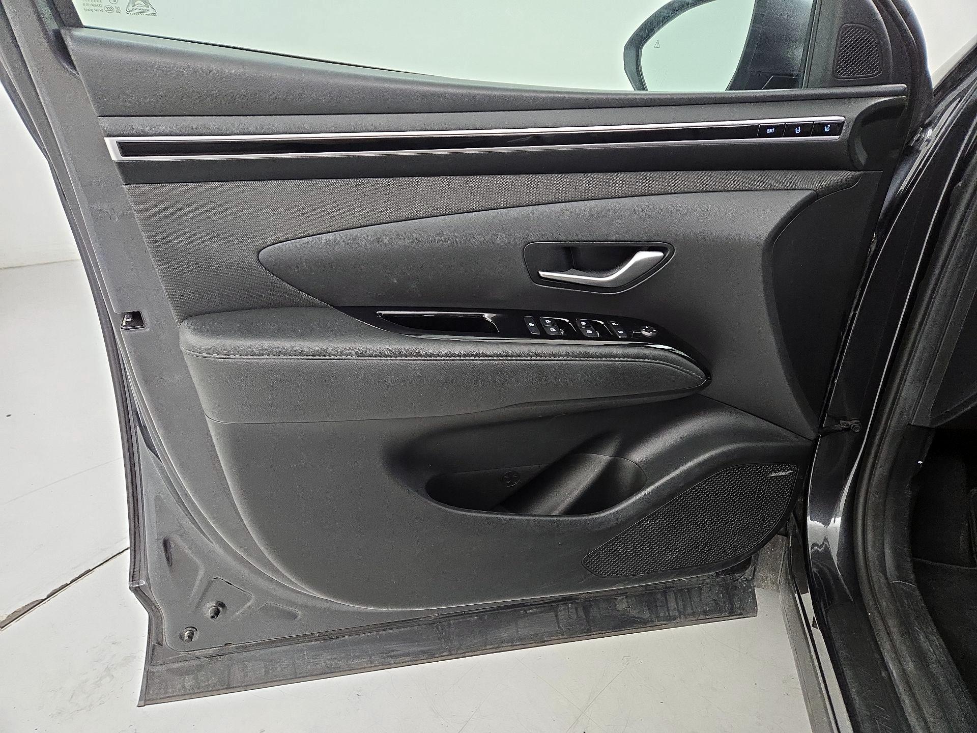 Thumbnail: 2023 Hyundai Tucson - 12