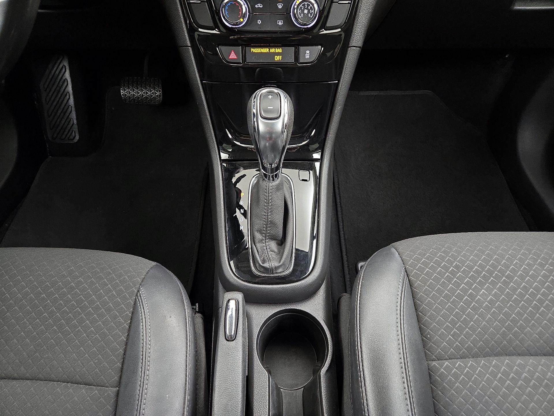 Thumbnail: 2018 Buick Encore - 17