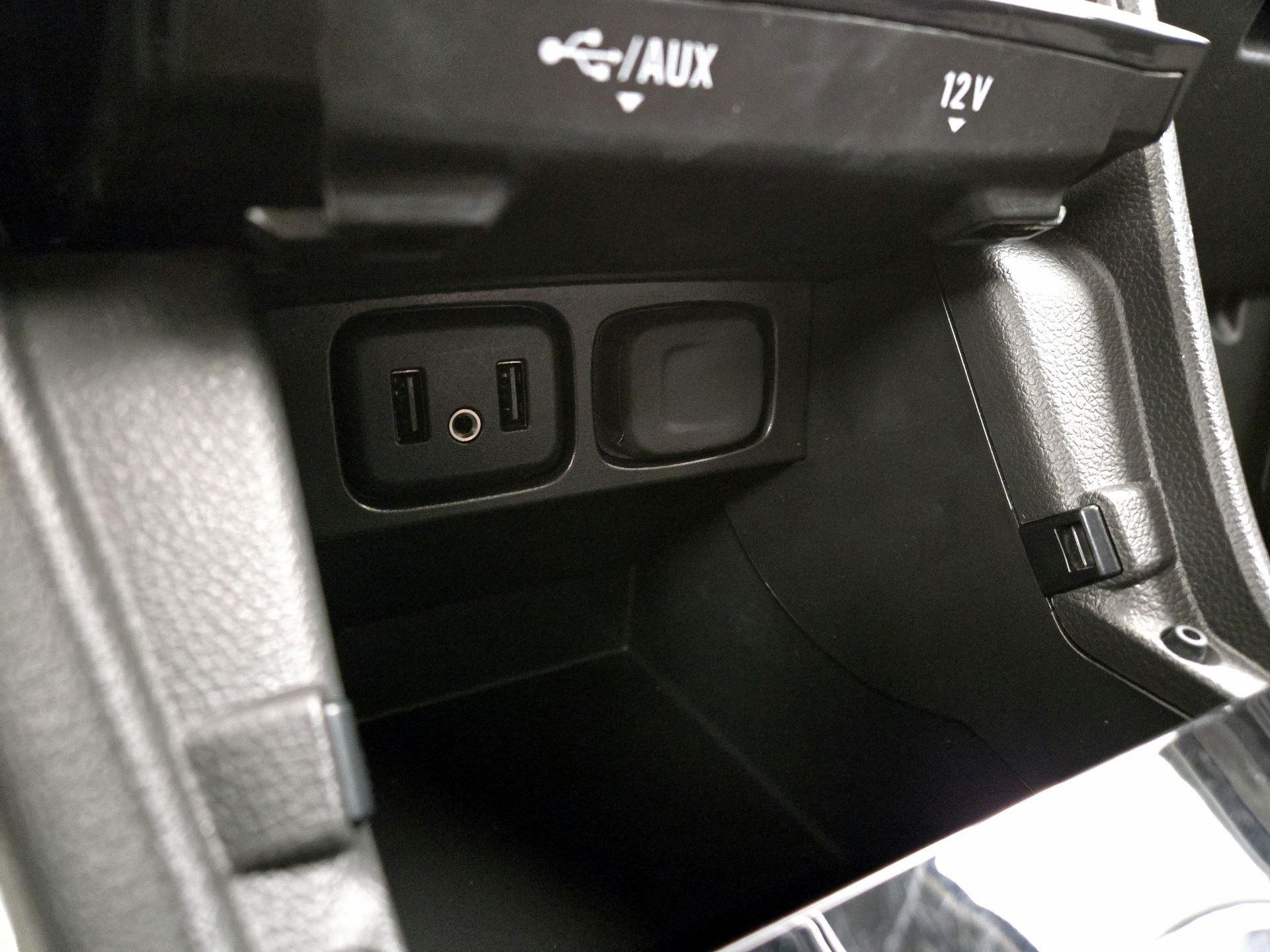 Thumbnail: 2018 Buick Encore - 18