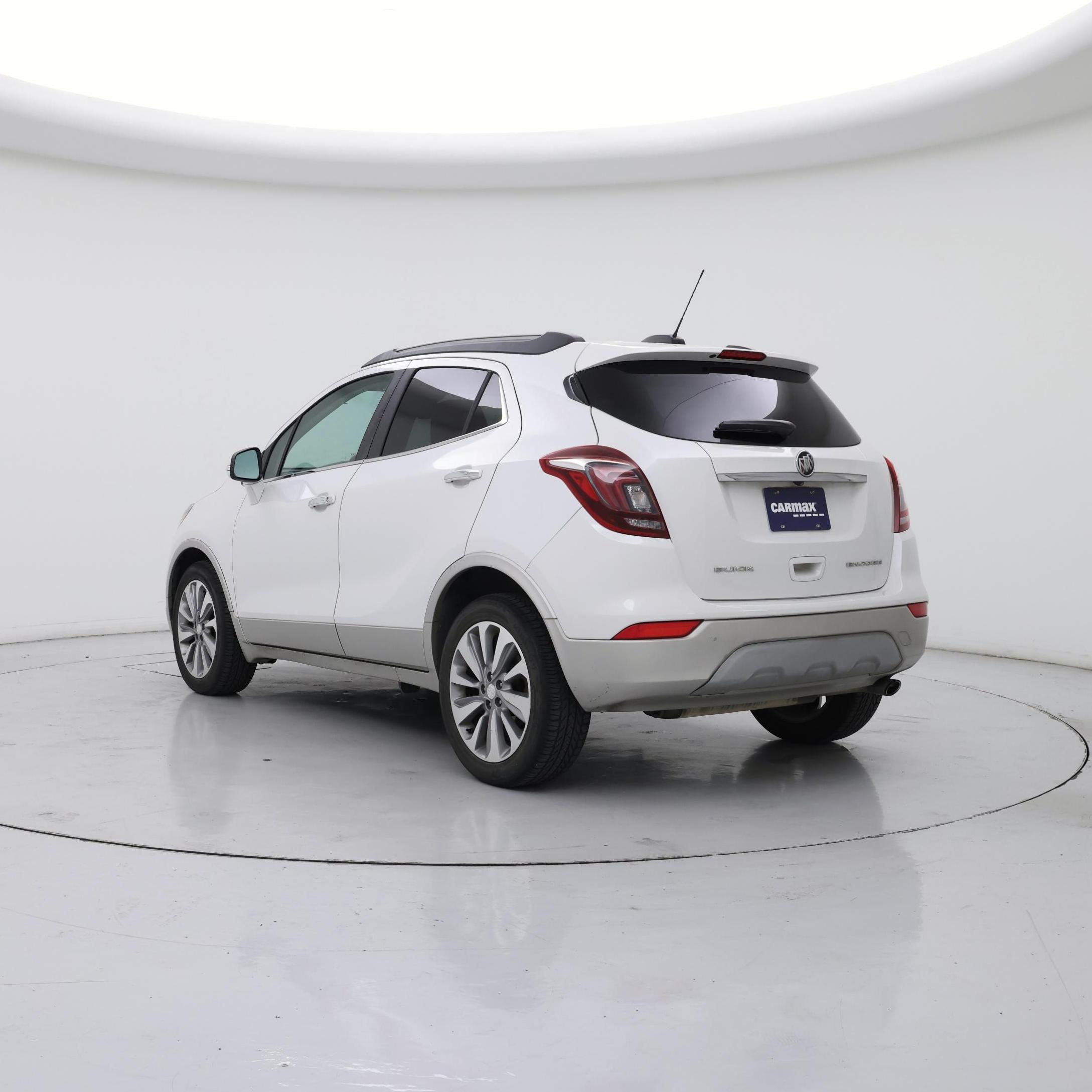 Thumbnail: 2018 Buick Encore - 2