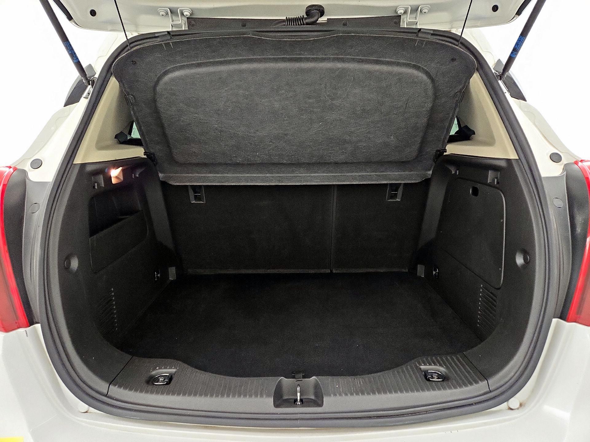 Thumbnail: 2018 Buick Encore - 20