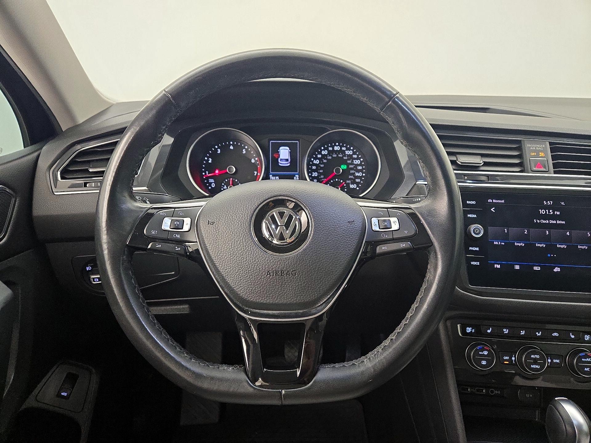 Thumbnail: 2018 Volkswagen Tiguan - 10