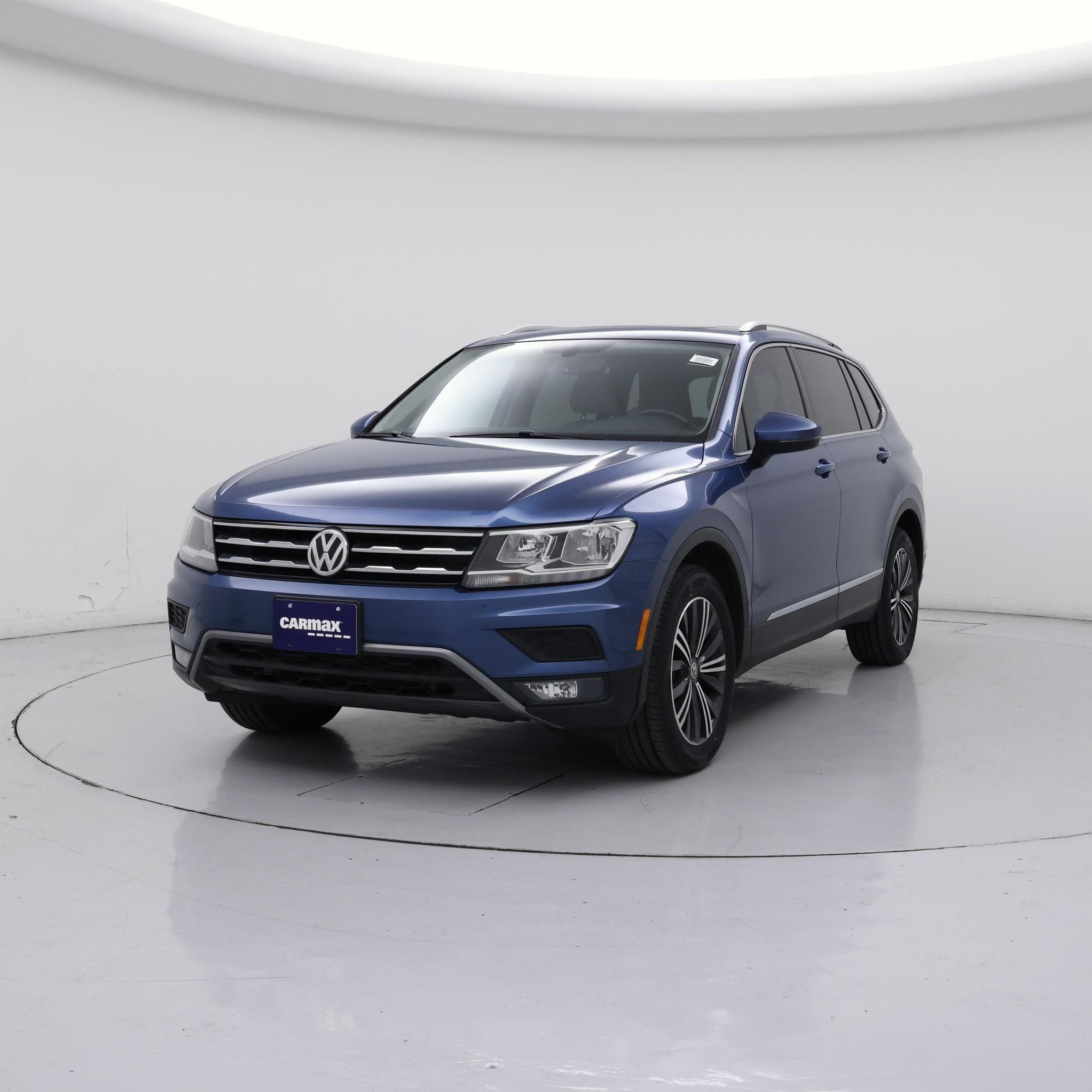 Thumbnail: 2018 Volkswagen Tiguan - 4