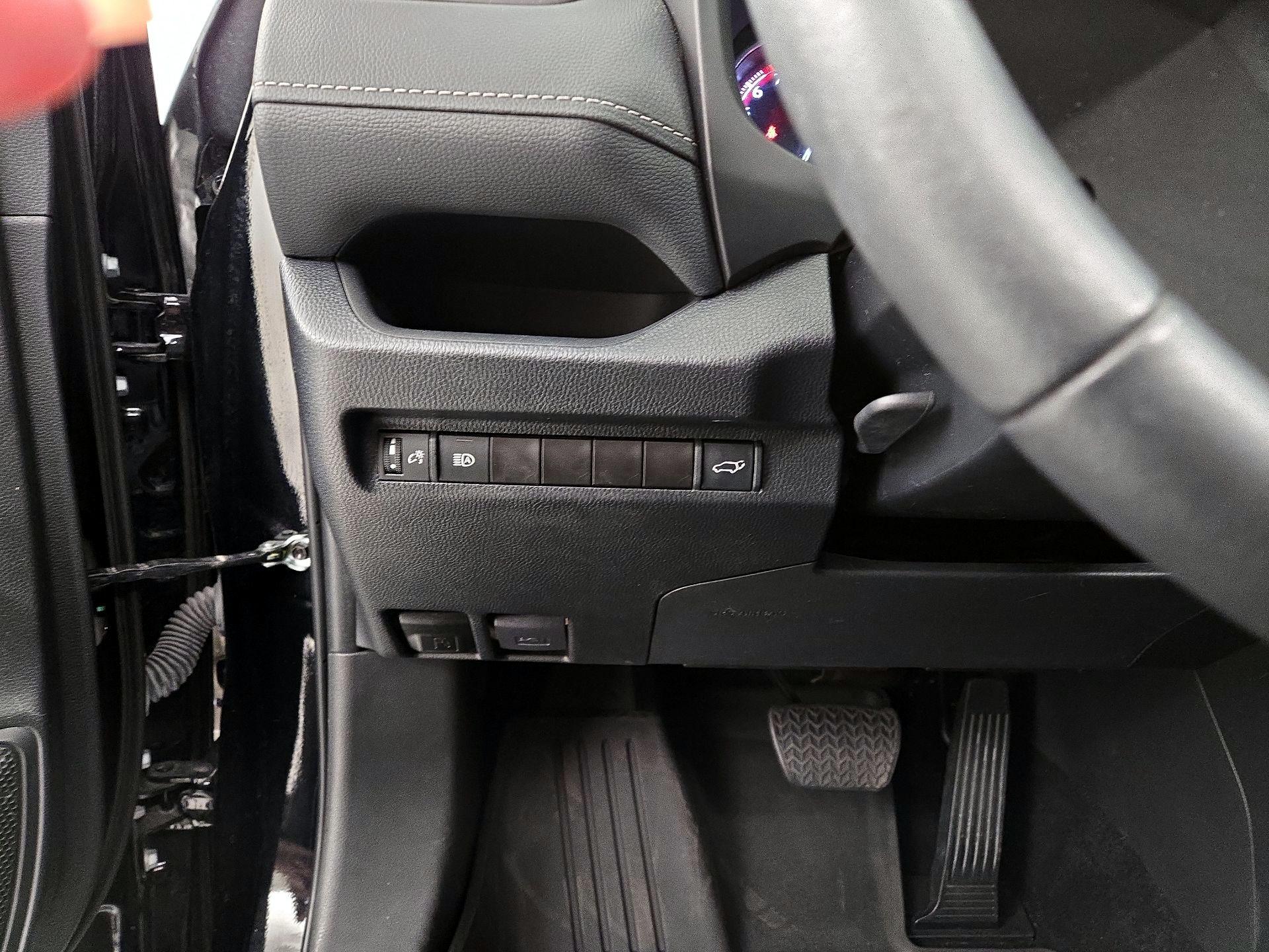 Thumbnail: 2024 Toyota RAV4 - 13