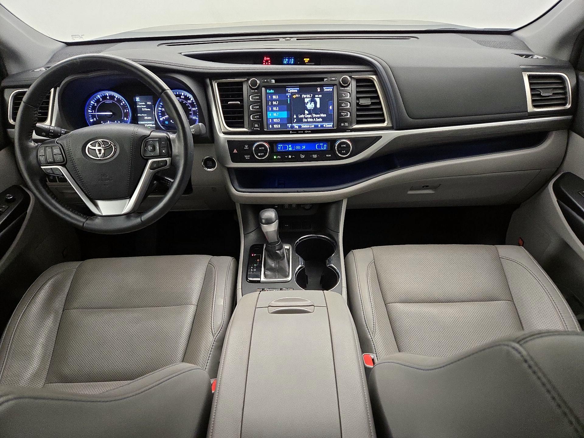 Thumbnail: 2019 Toyota Highlander - 9