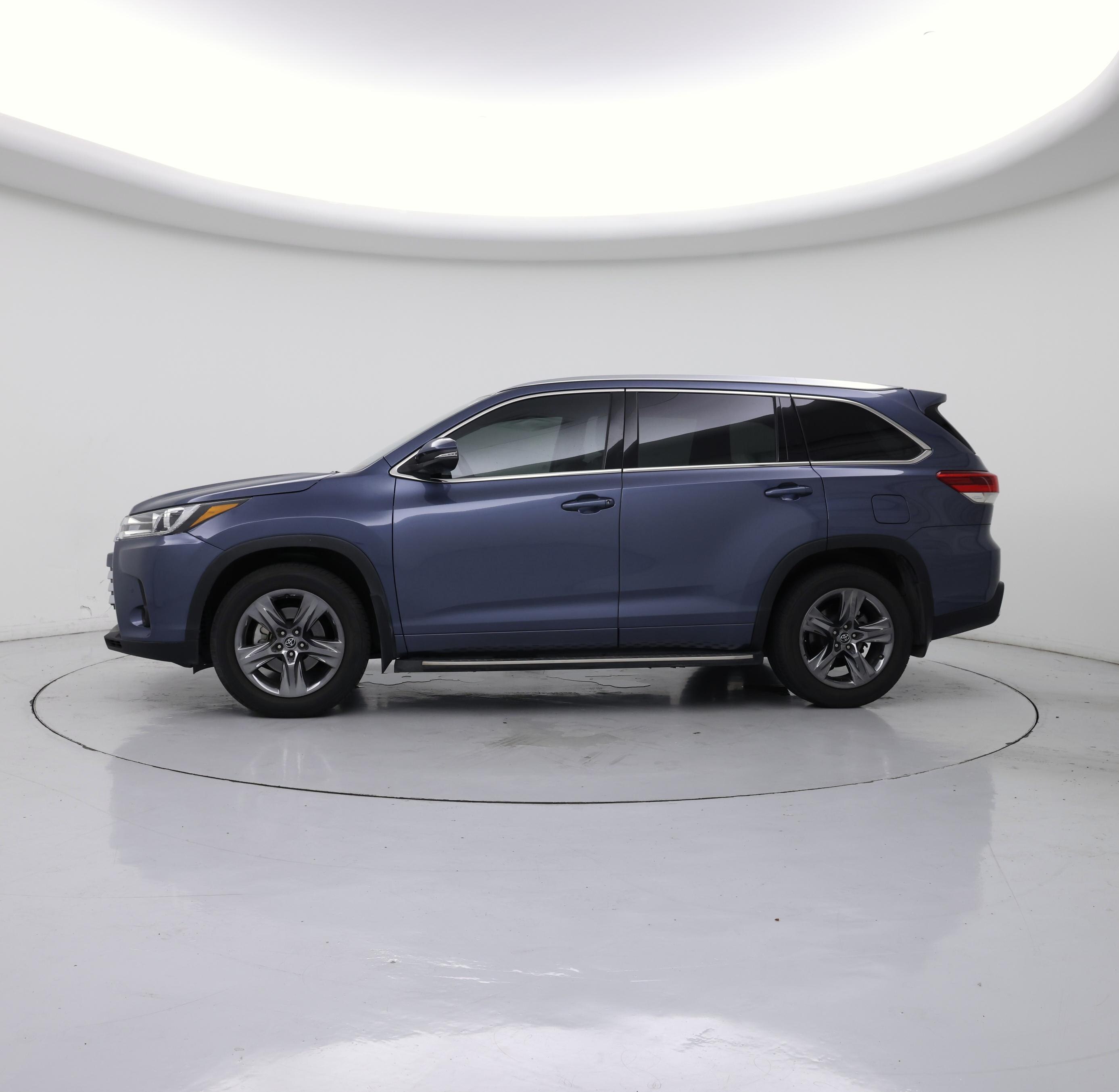 Thumbnail: 2019 Toyota Highlander - 3