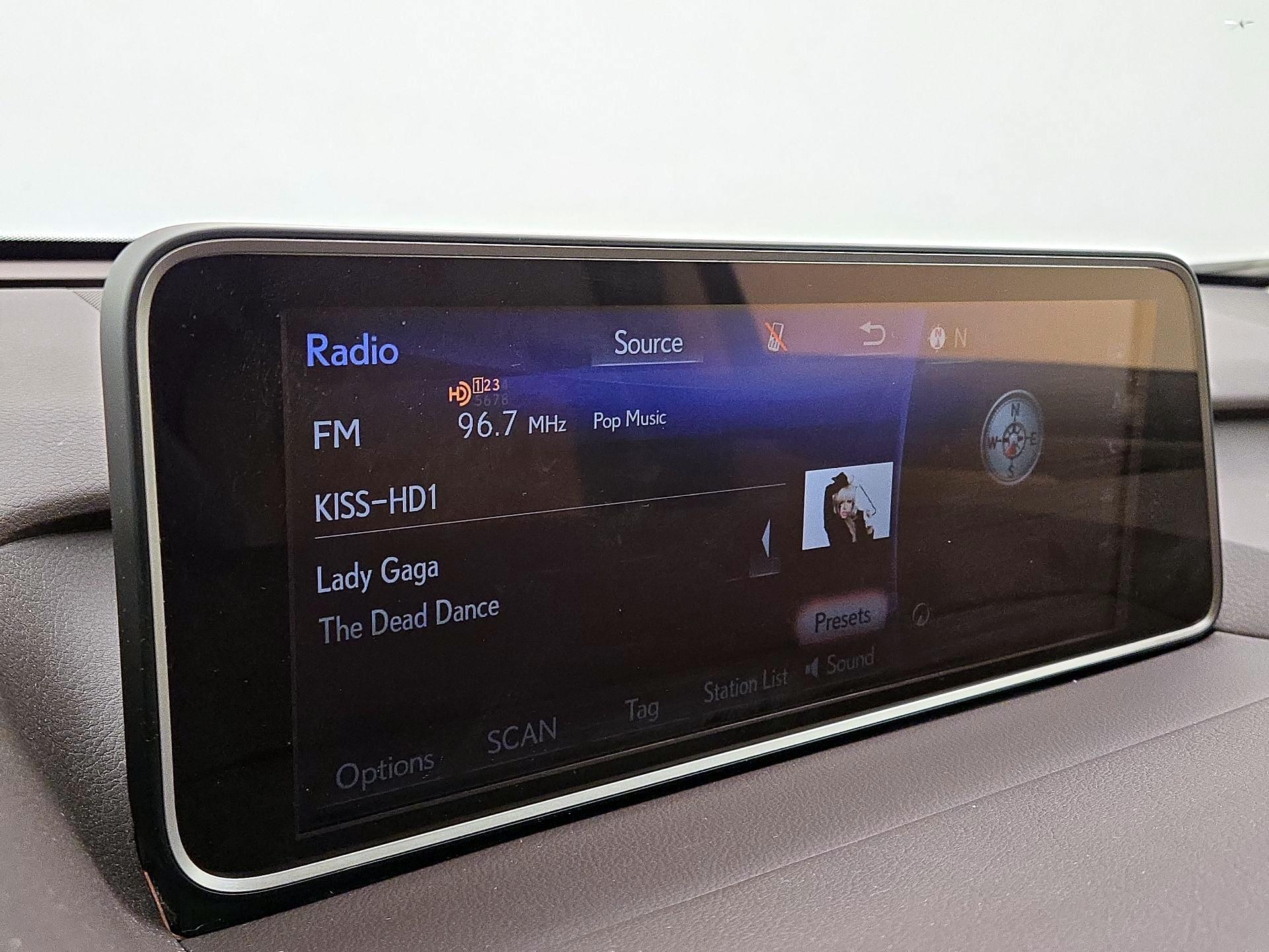 Thumbnail: 2016 Lexus RX - 16