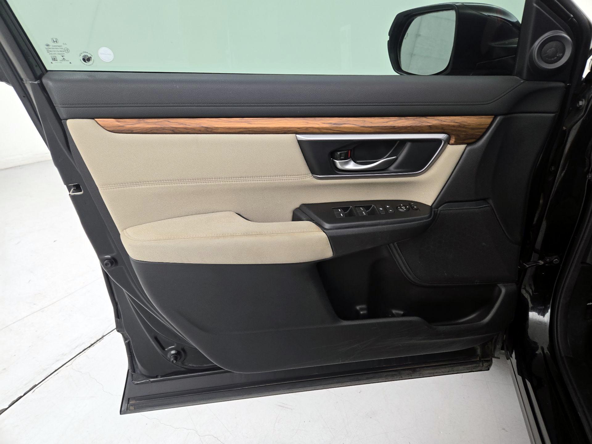 Thumbnail: 2017 Honda CR-V - 12