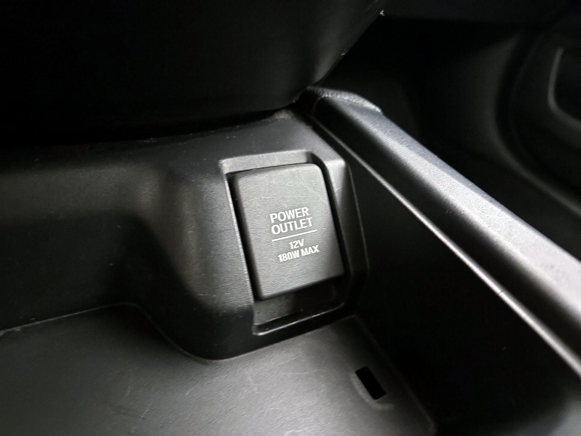 Thumbnail: 2017 Honda CR-V - 18