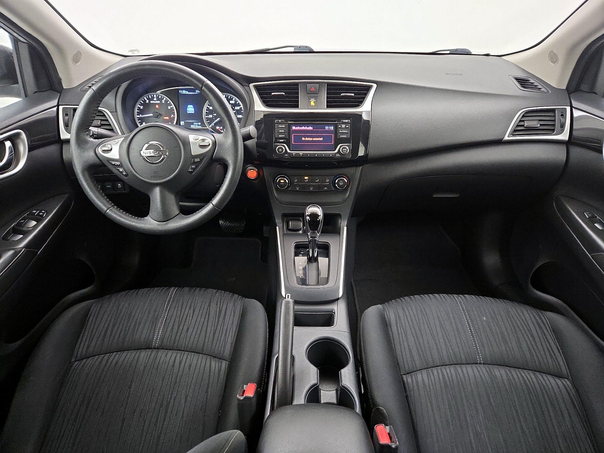 Thumbnail: 2017 Nissan Sentra - 9