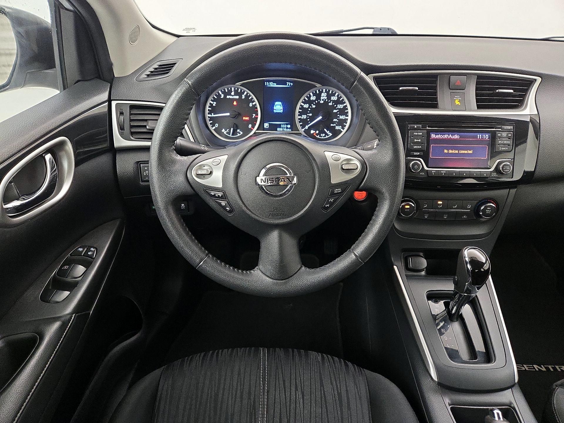 Thumbnail: 2017 Nissan Sentra - 10