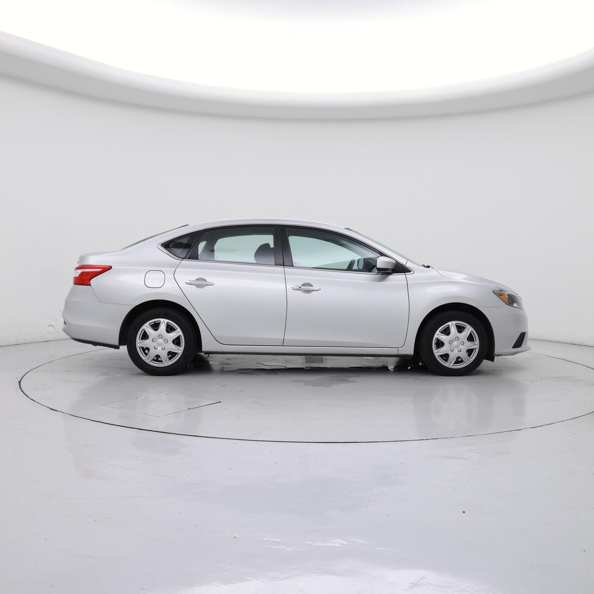 Thumbnail: 2017 Nissan Sentra - 7