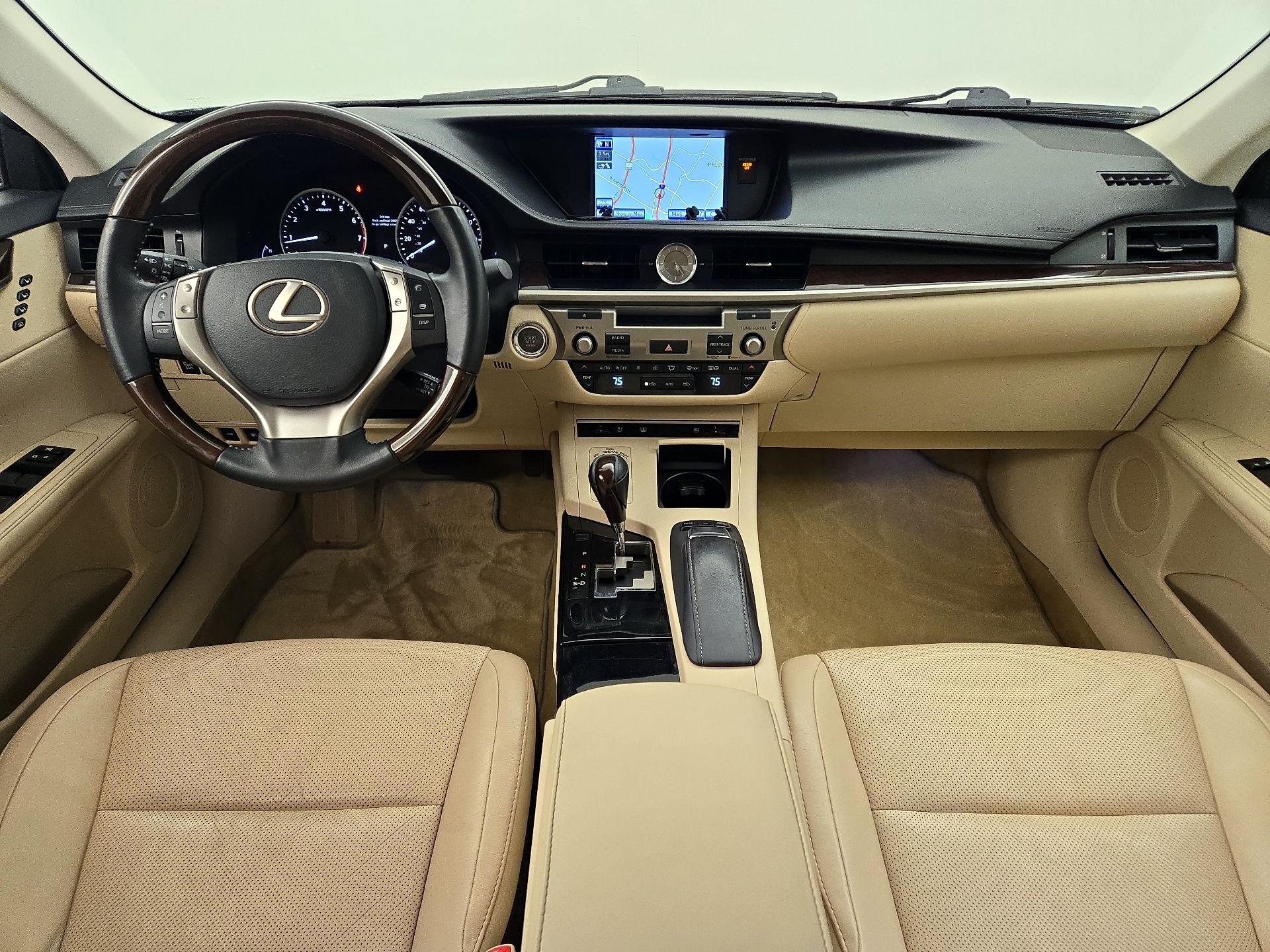 Thumbnail: 2014 Lexus ES - 9