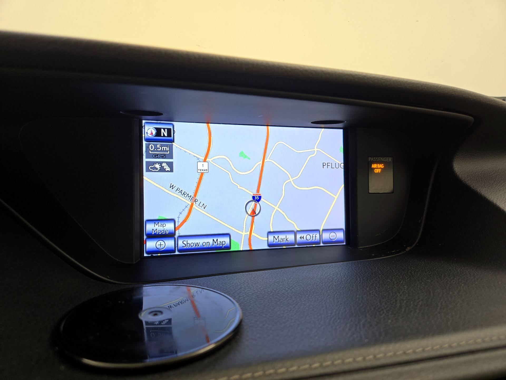 Thumbnail: 2014 Lexus ES - 14