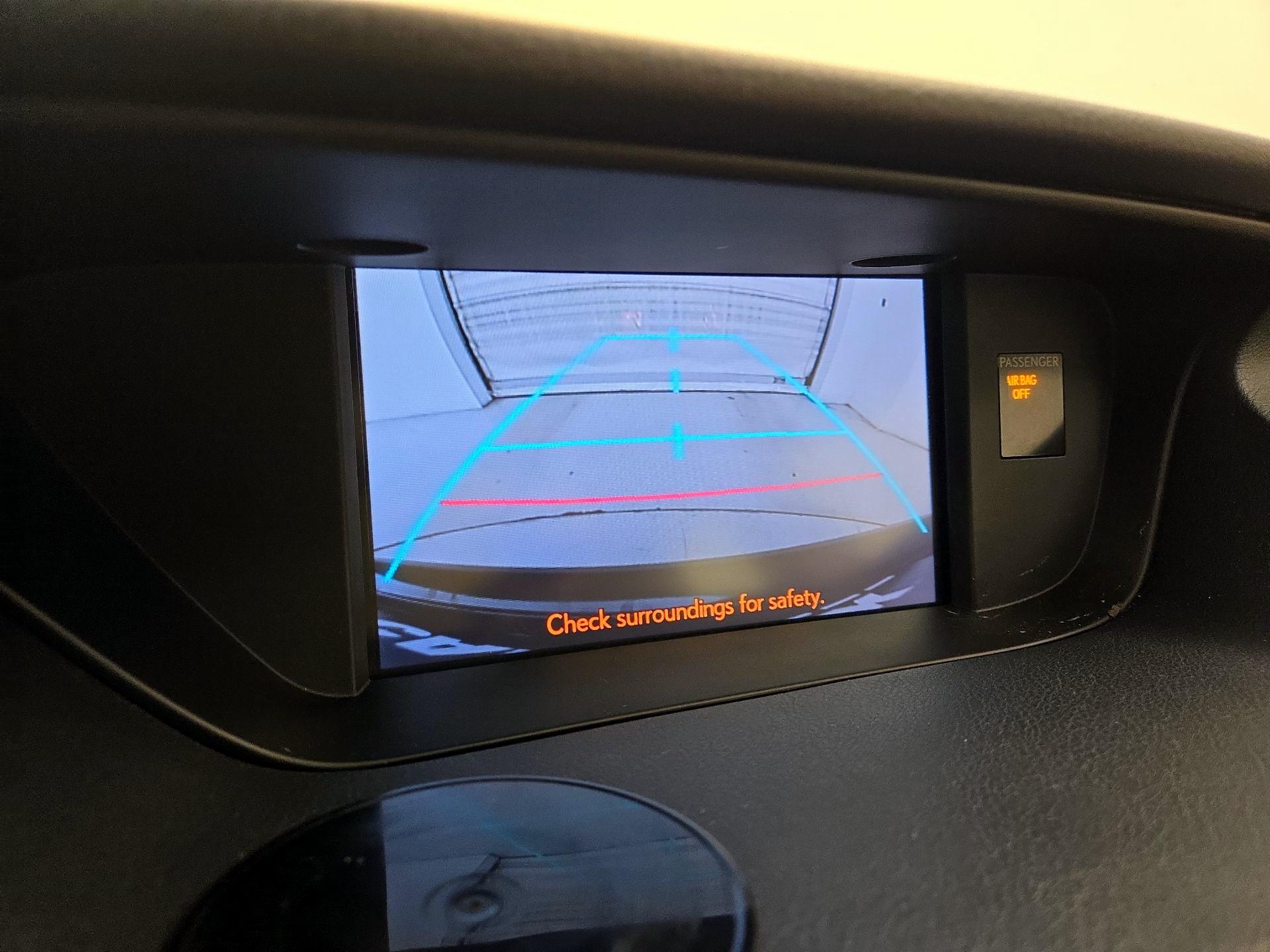 Thumbnail: 2014 Lexus ES - 15