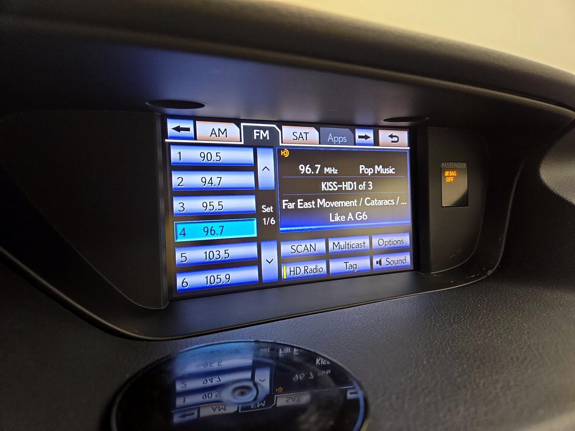 Thumbnail: 2014 Lexus ES - 16