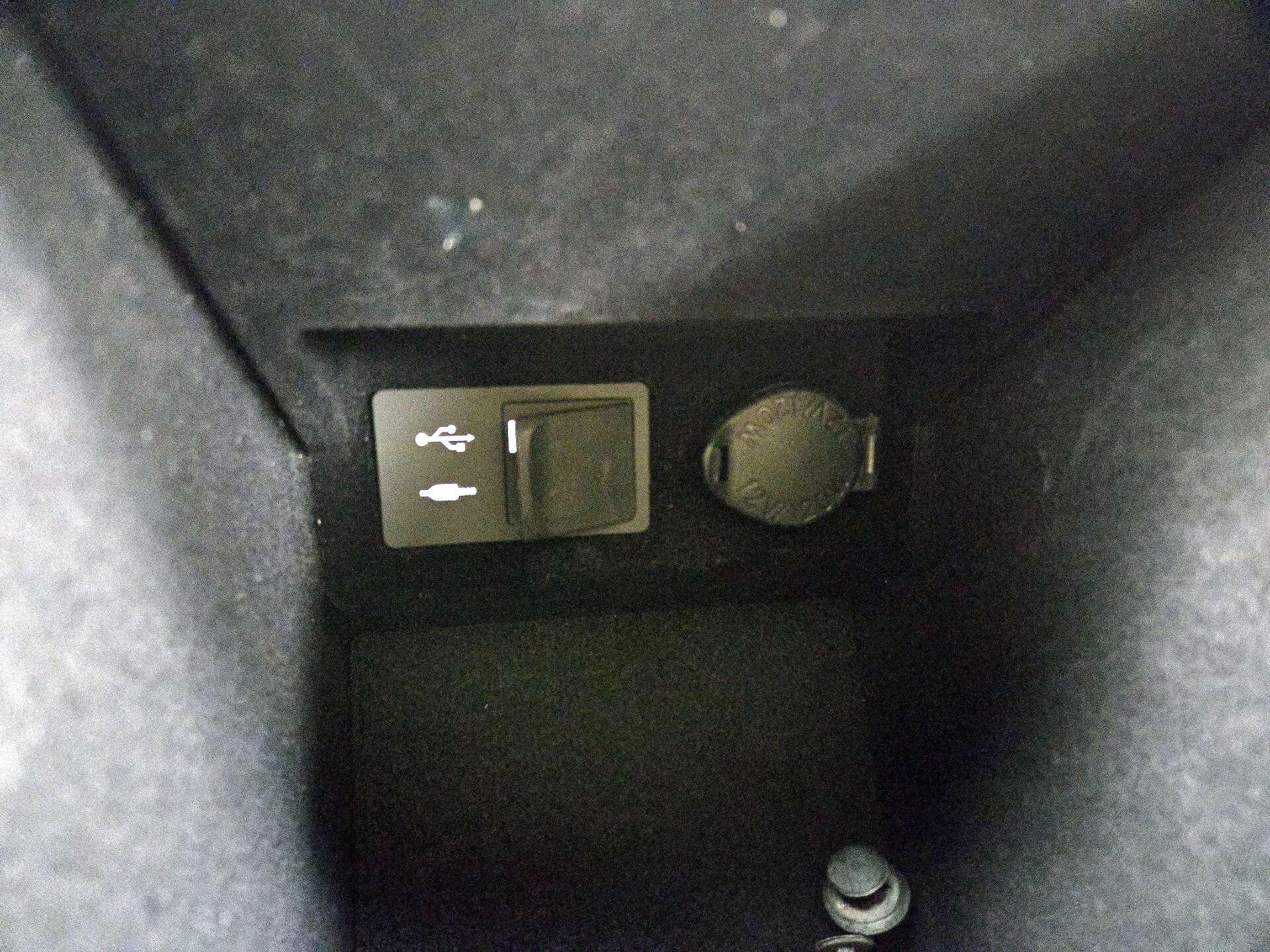 Thumbnail: 2014 Lexus ES - 19