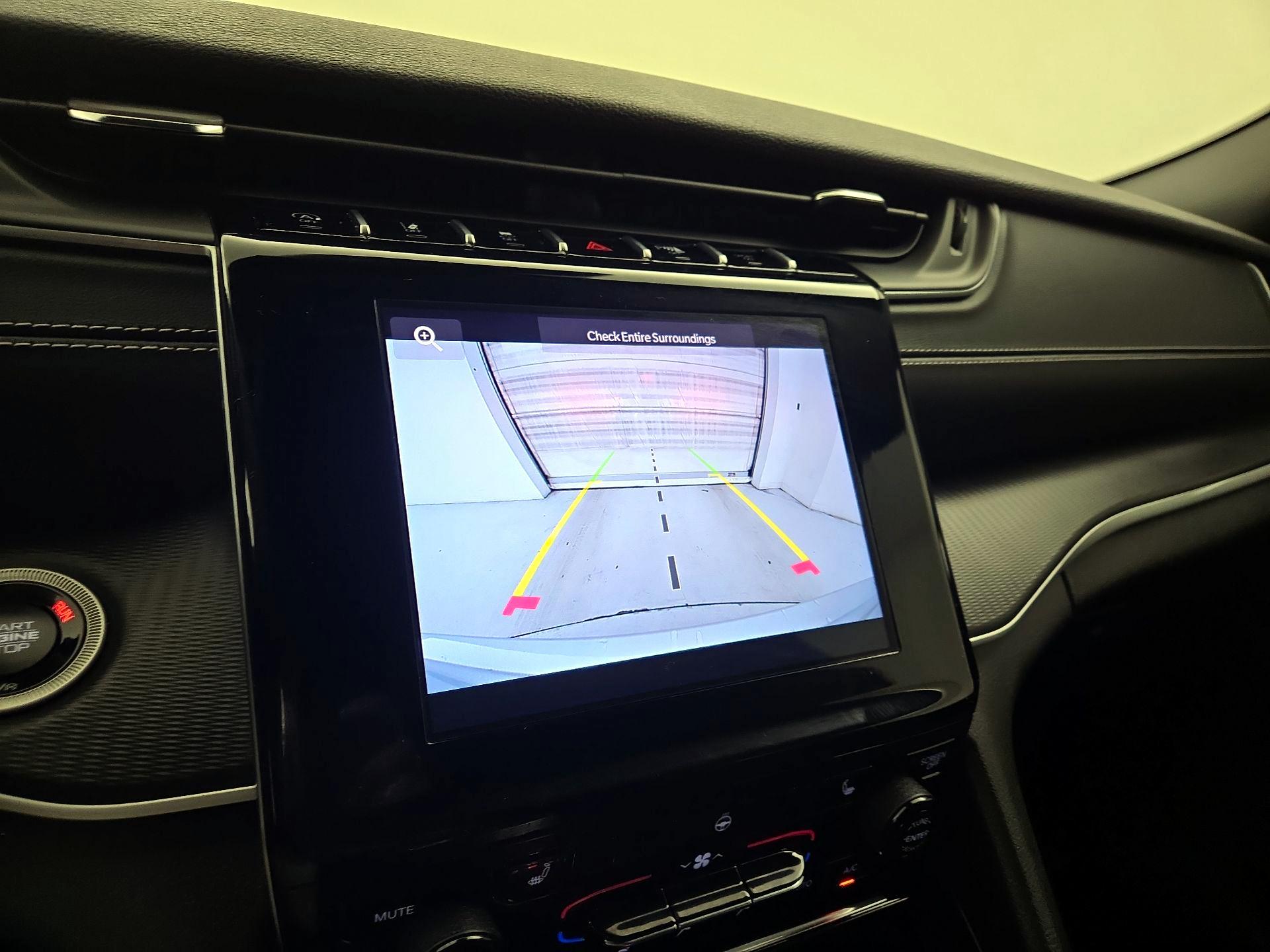 Thumbnail: 2024 Jeep Grand Cherokee - 14