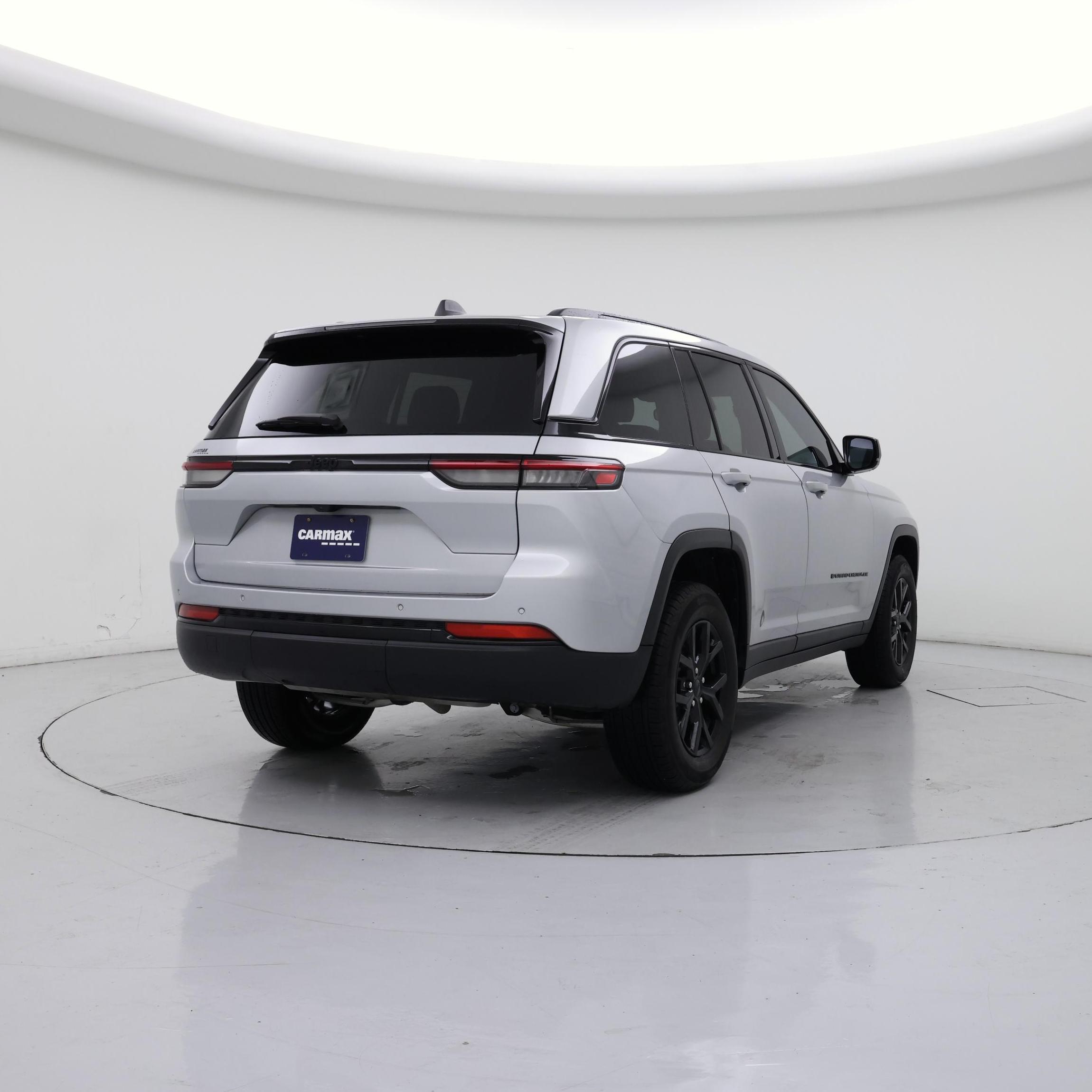 Thumbnail: 2024 Jeep Grand Cherokee - 8