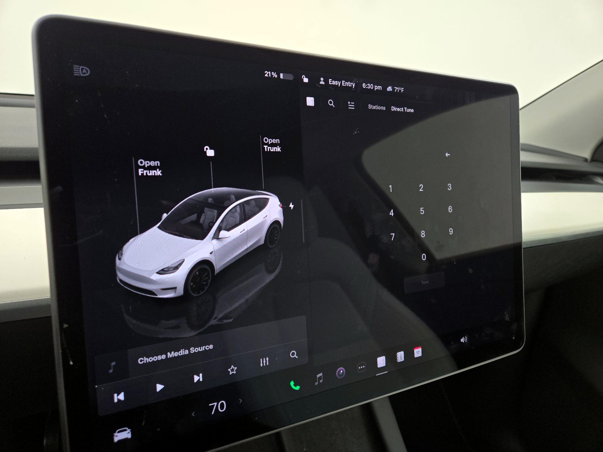 Thumbnail: 2023 Tesla Model Y - 15