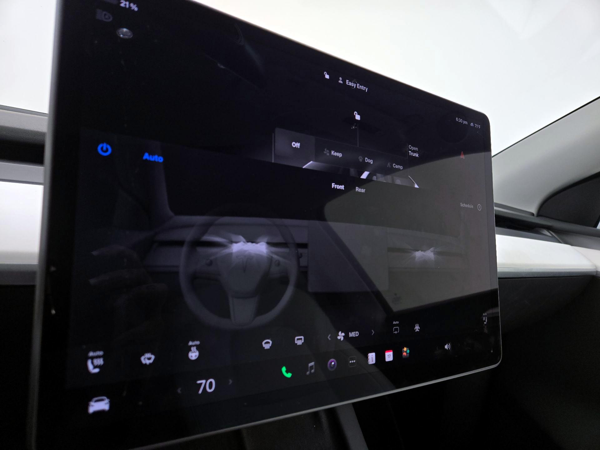 Thumbnail: 2023 Tesla Model Y - 16