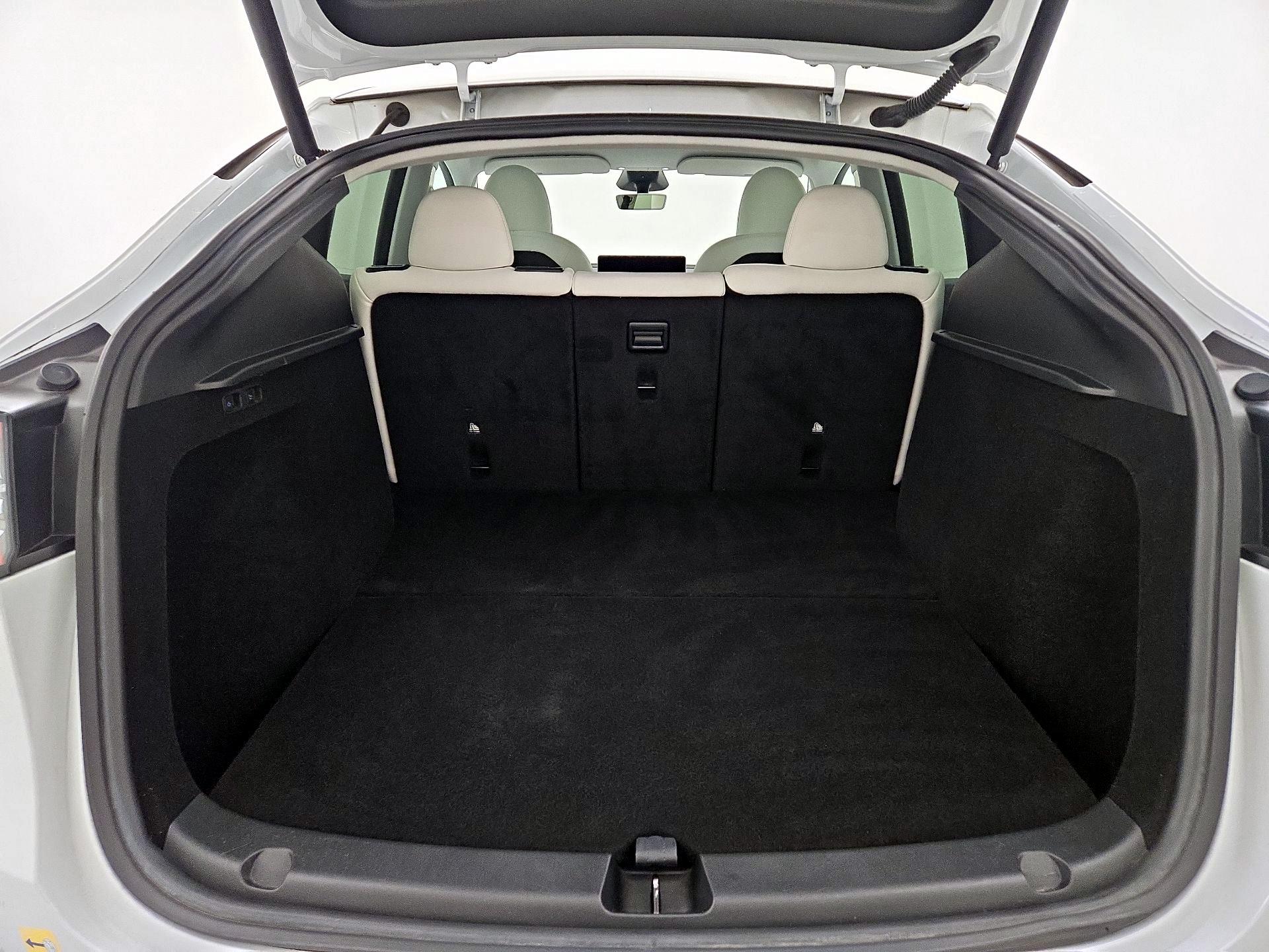 Thumbnail: 2023 Tesla Model Y - 20