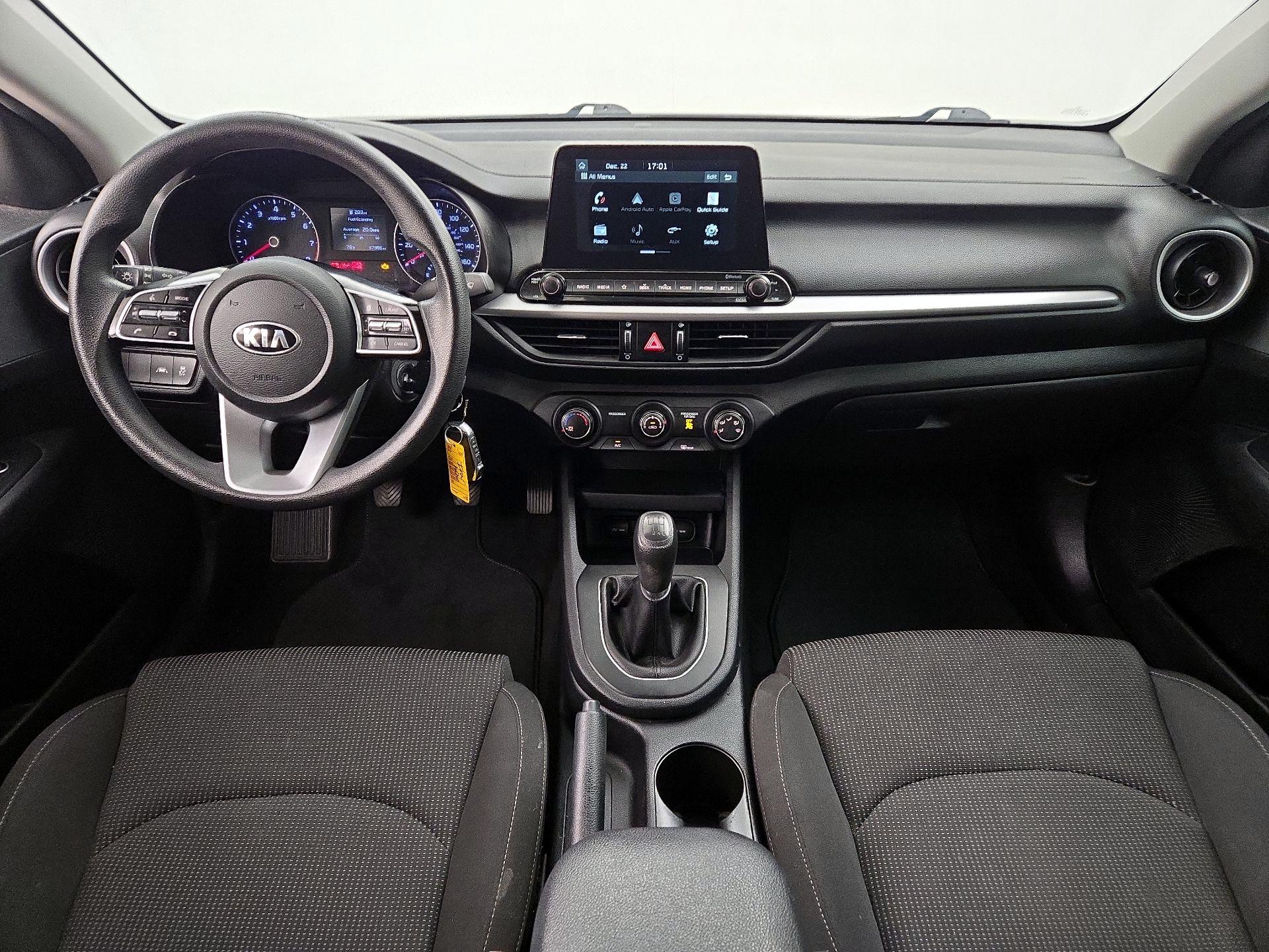 Thumbnail: 2020 Kia Forte - 9