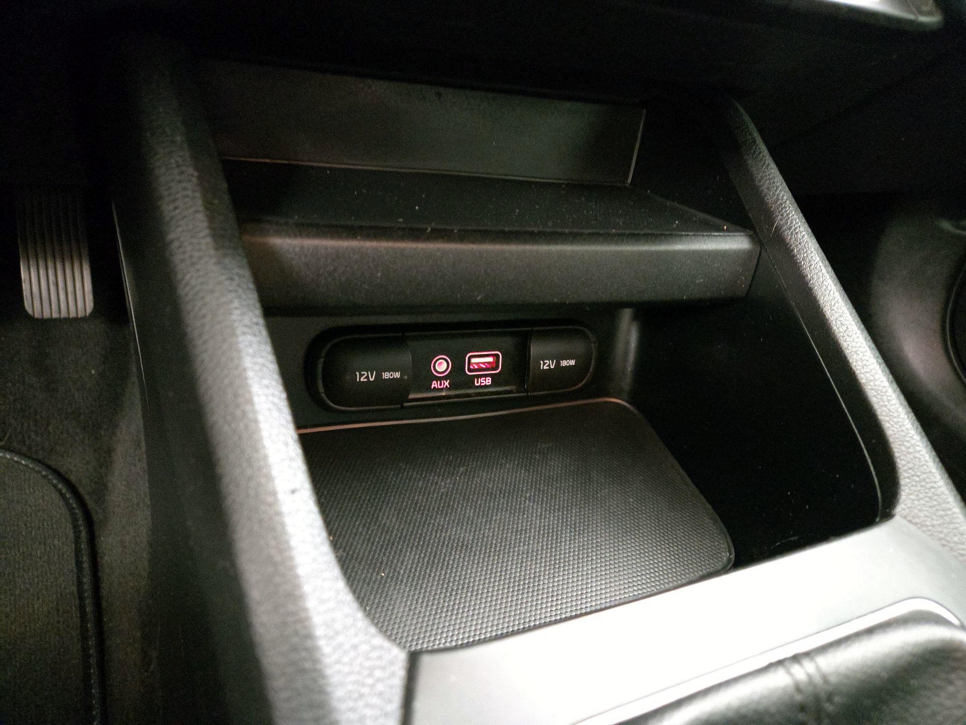 Thumbnail: 2020 Kia Forte - 17