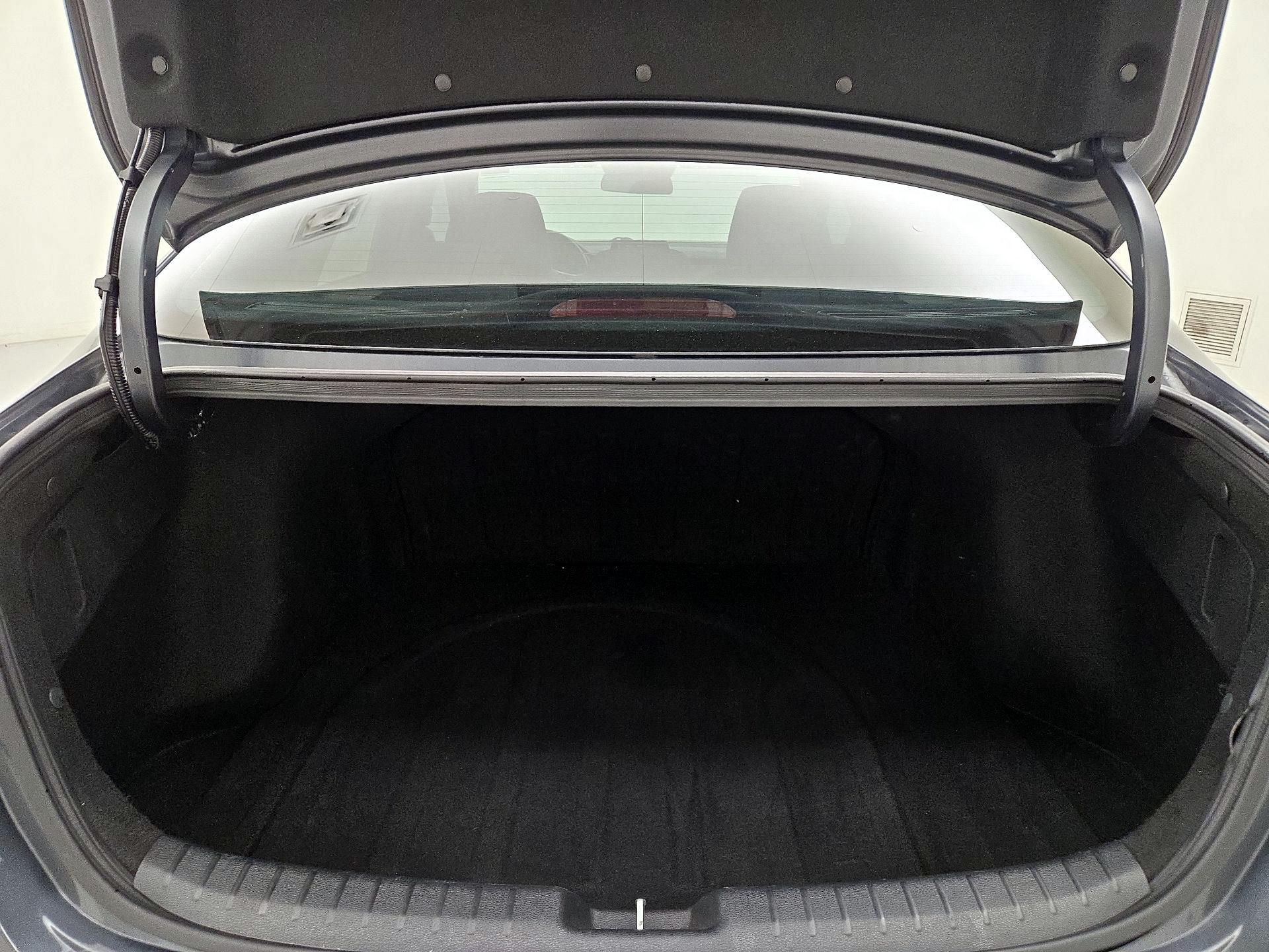 Thumbnail: 2020 Kia Forte - 19